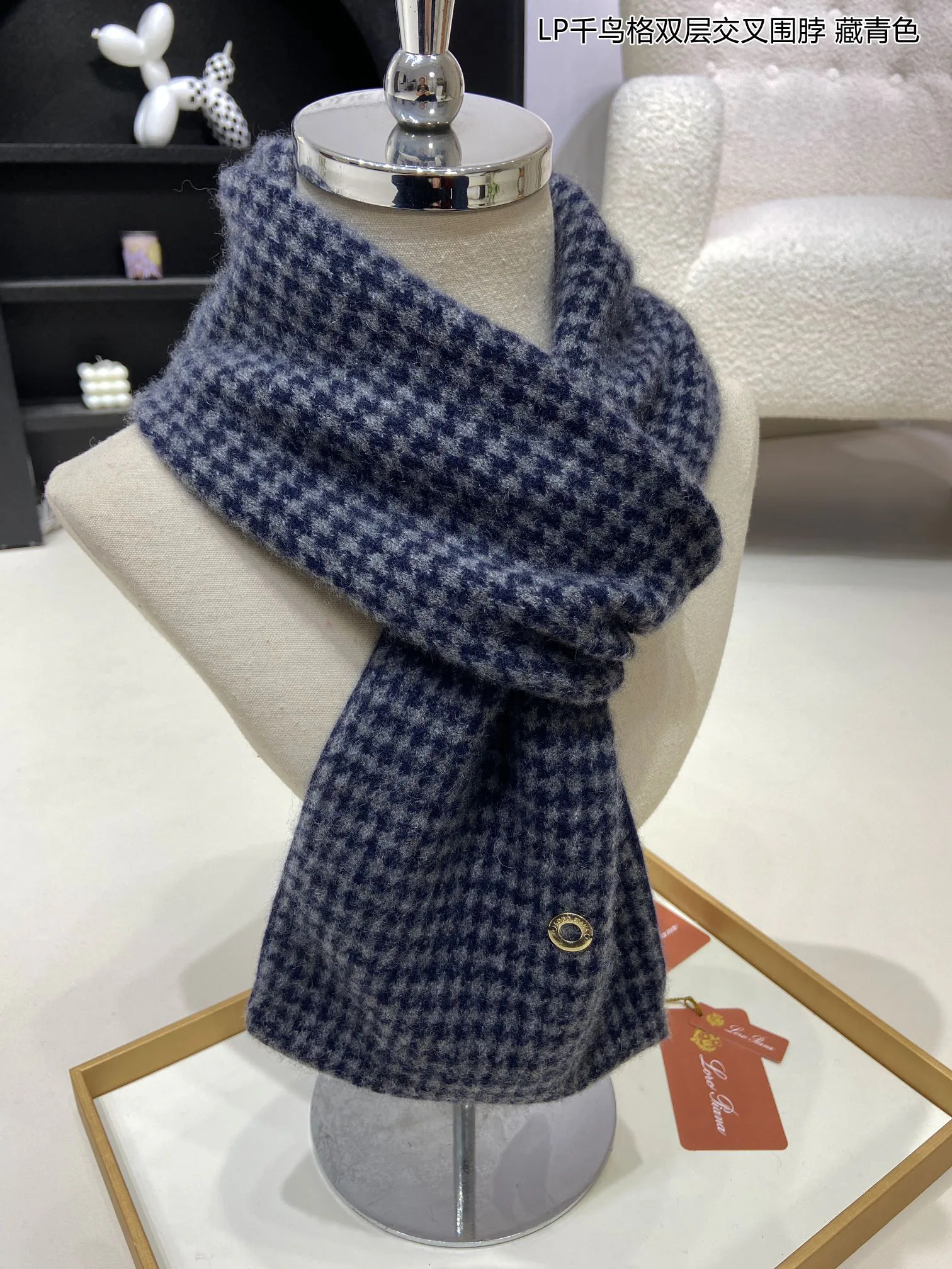 Scarves LORO PIANA 18398014
