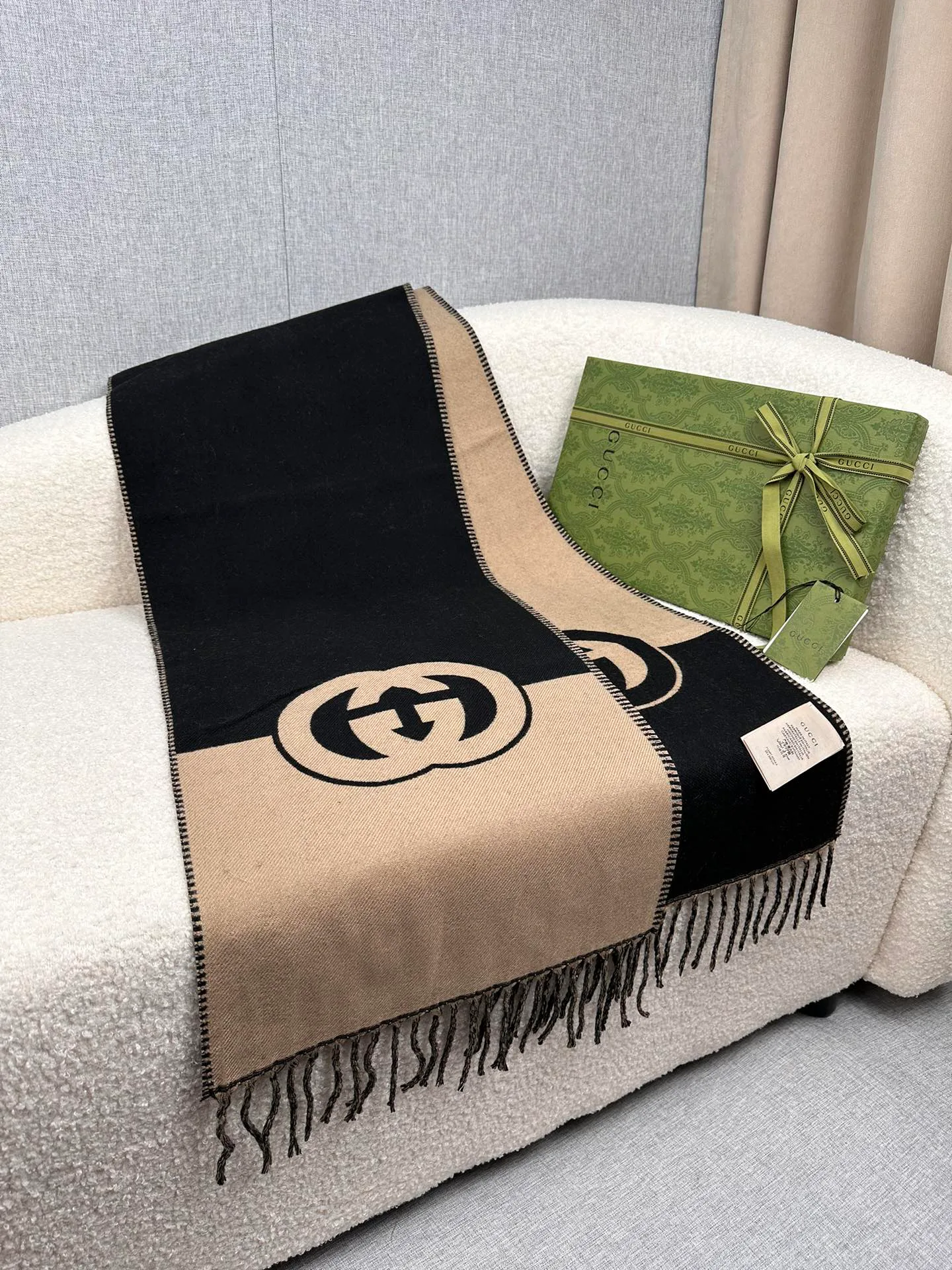 Scarves GUCCI 18275029