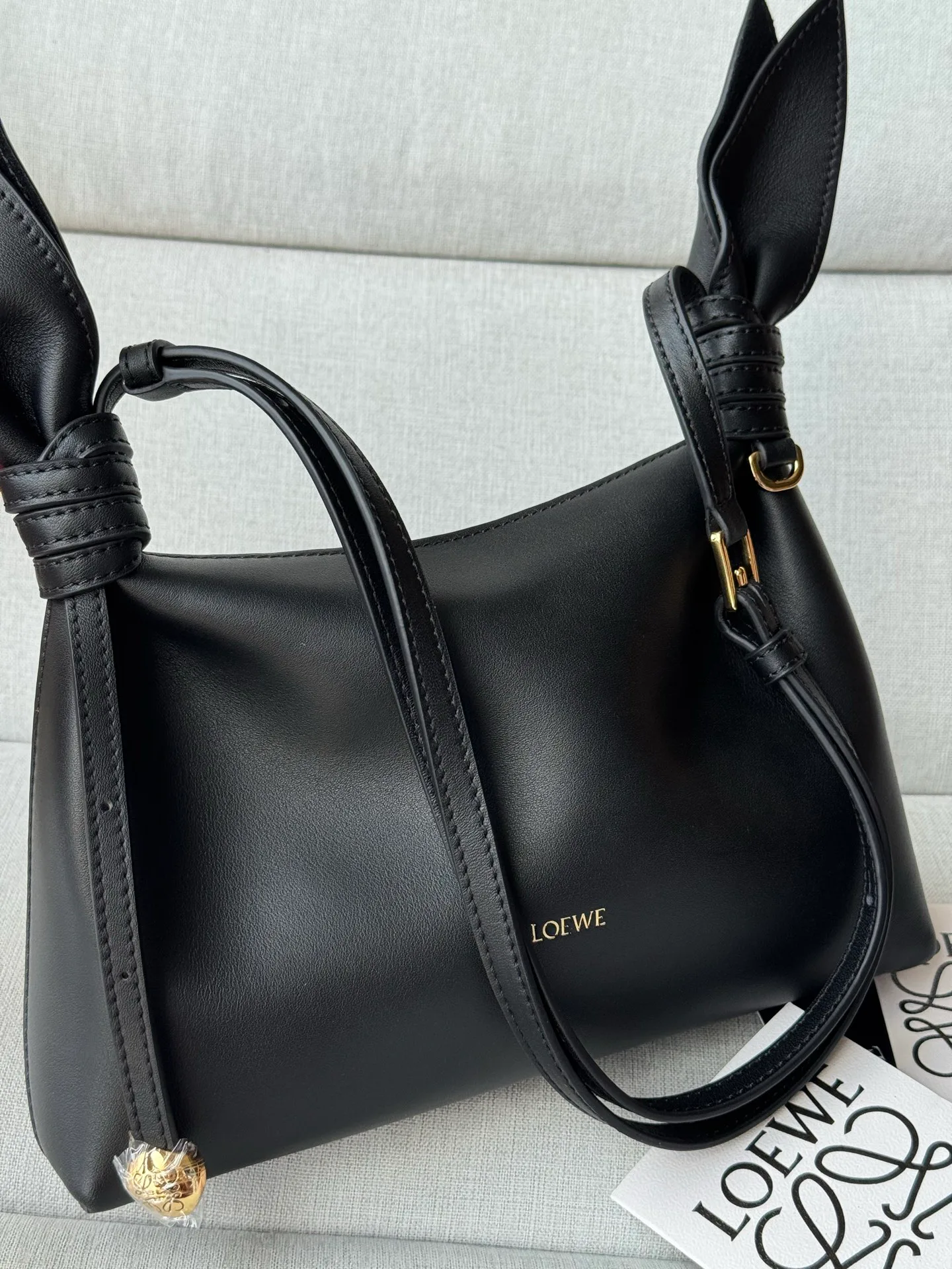 Women's Classic Handbags LOEWE 17458205