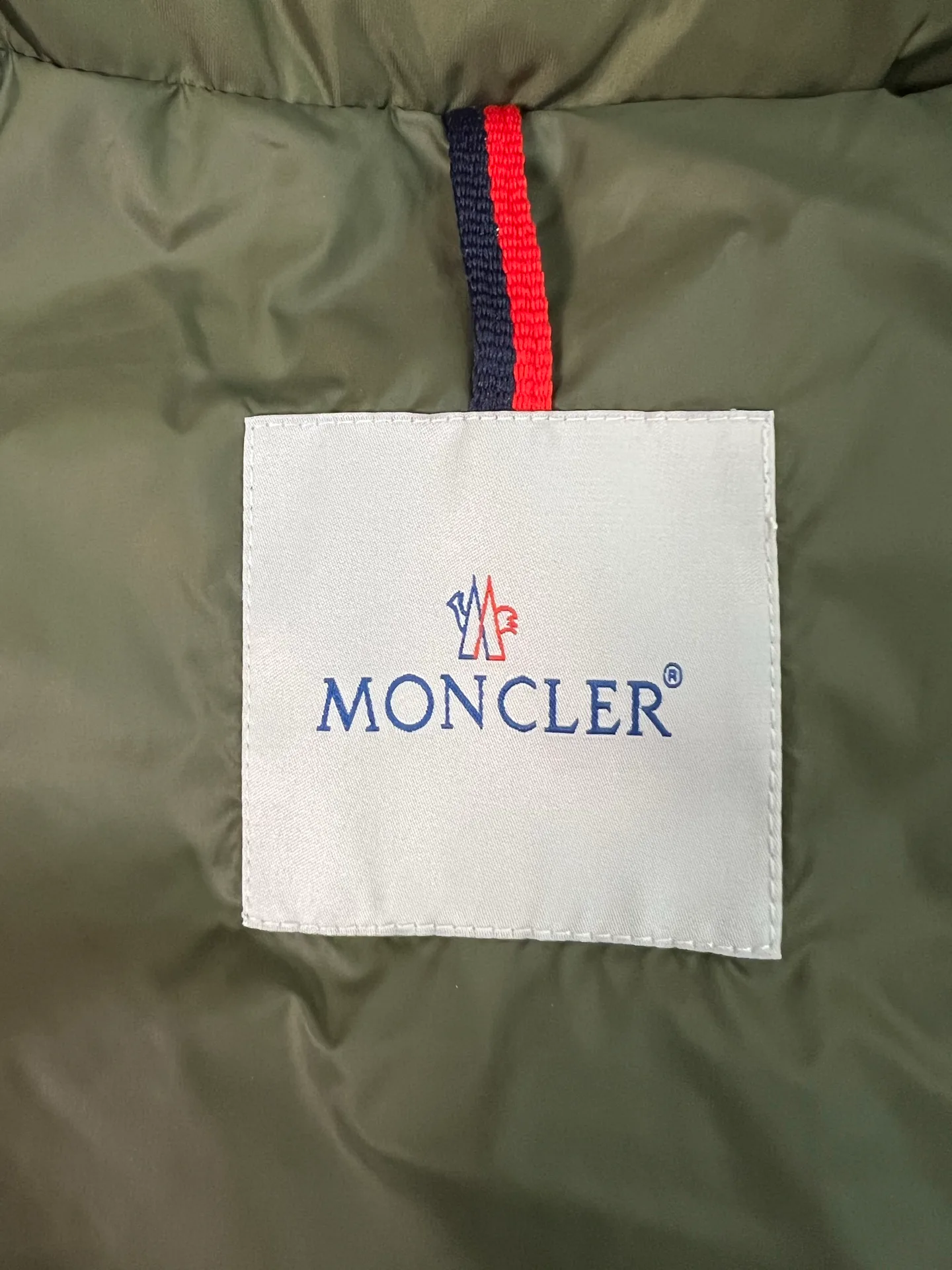 Куртки И Пуховики Женские Moncler 18599870