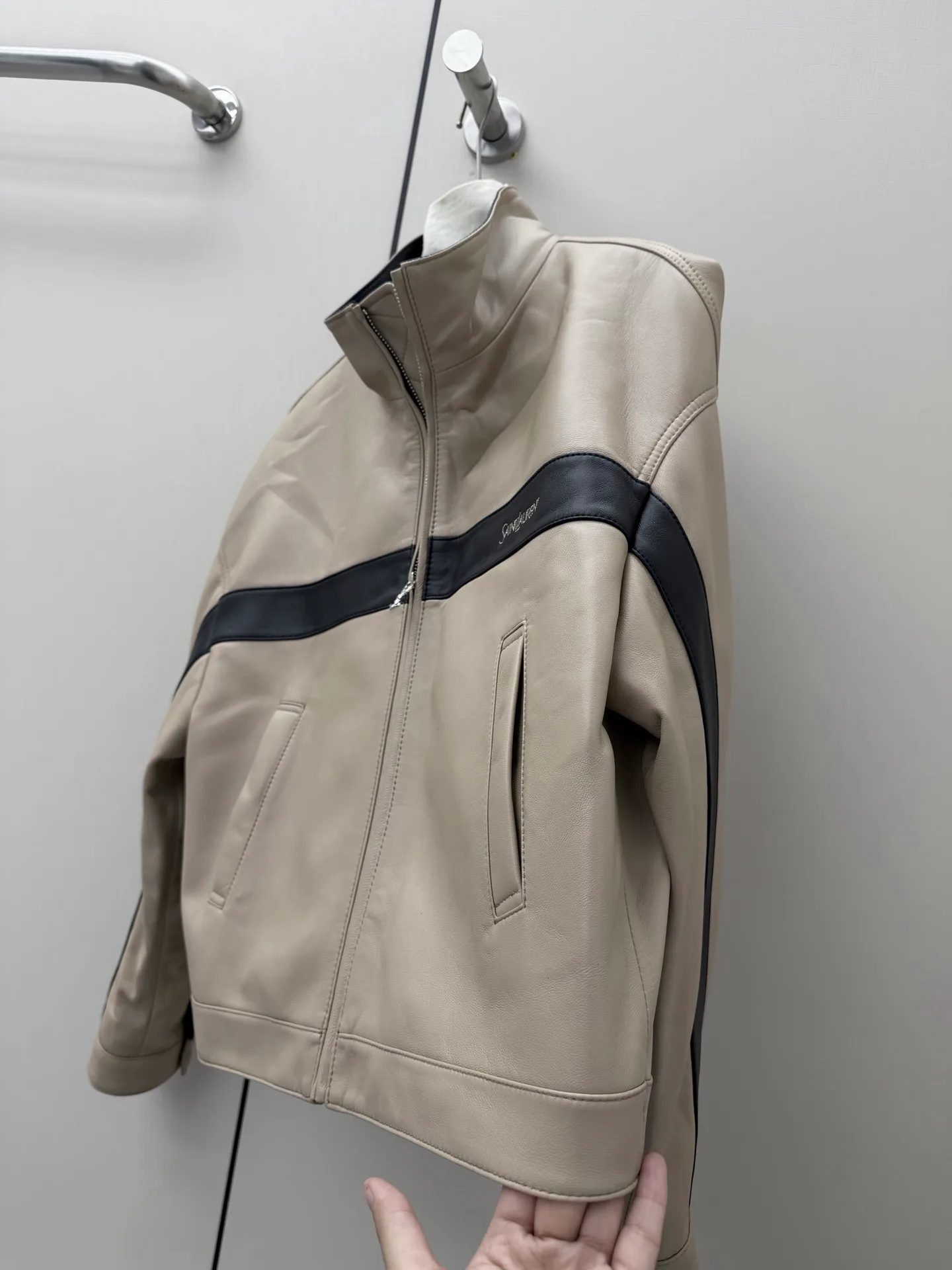 Women's Leather Jackets And Sheepskin Coats SAINT LAURENT 18016050