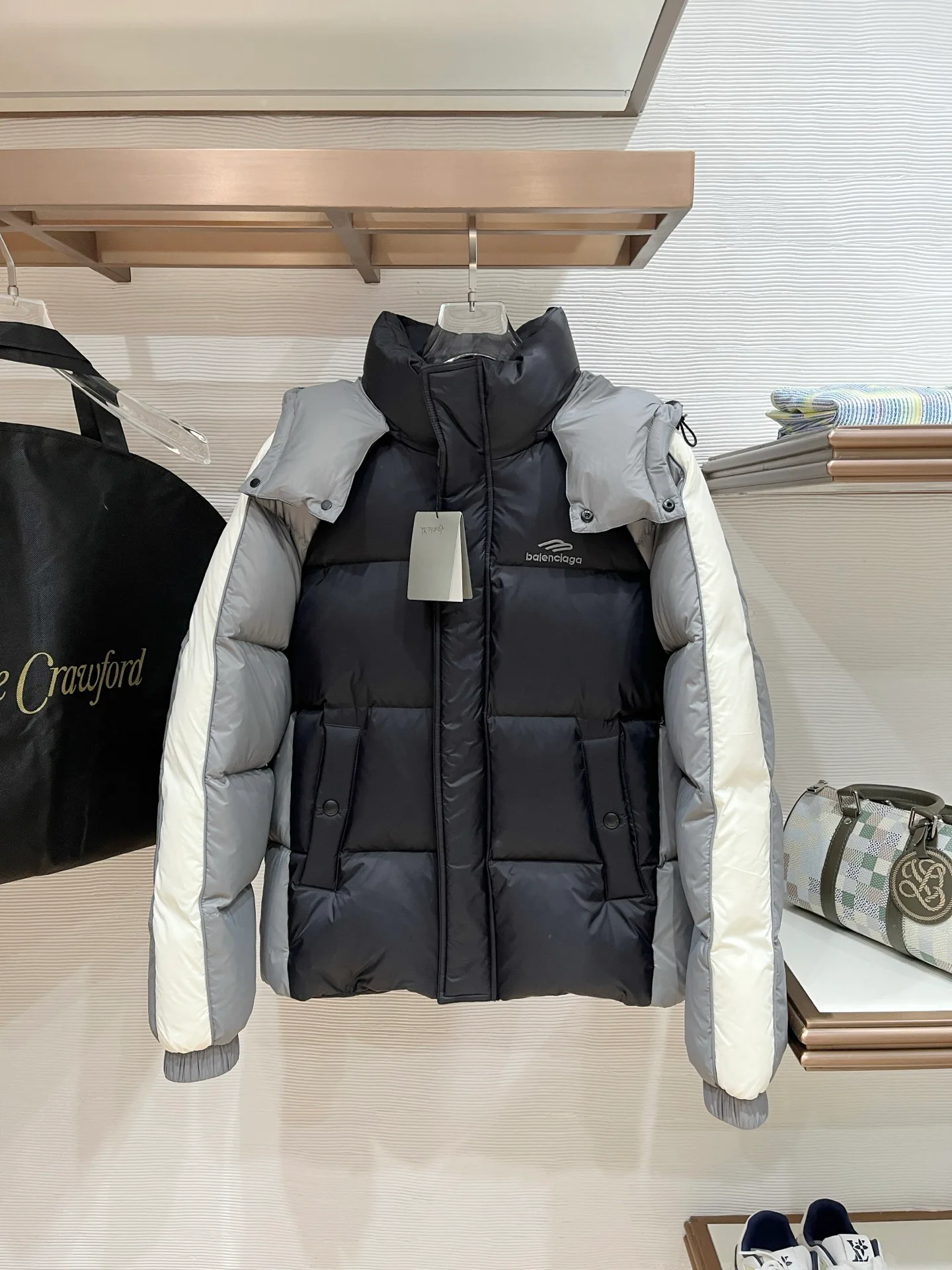 Men's Jackets And Down Jackets BALENCIAGA 18097982