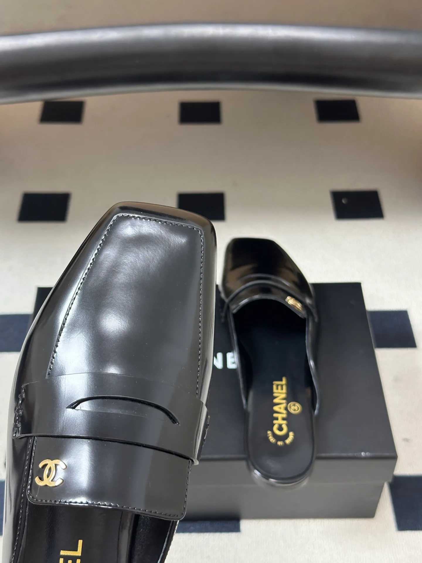 Women's Mules And Clogs CHANEL 18049698
