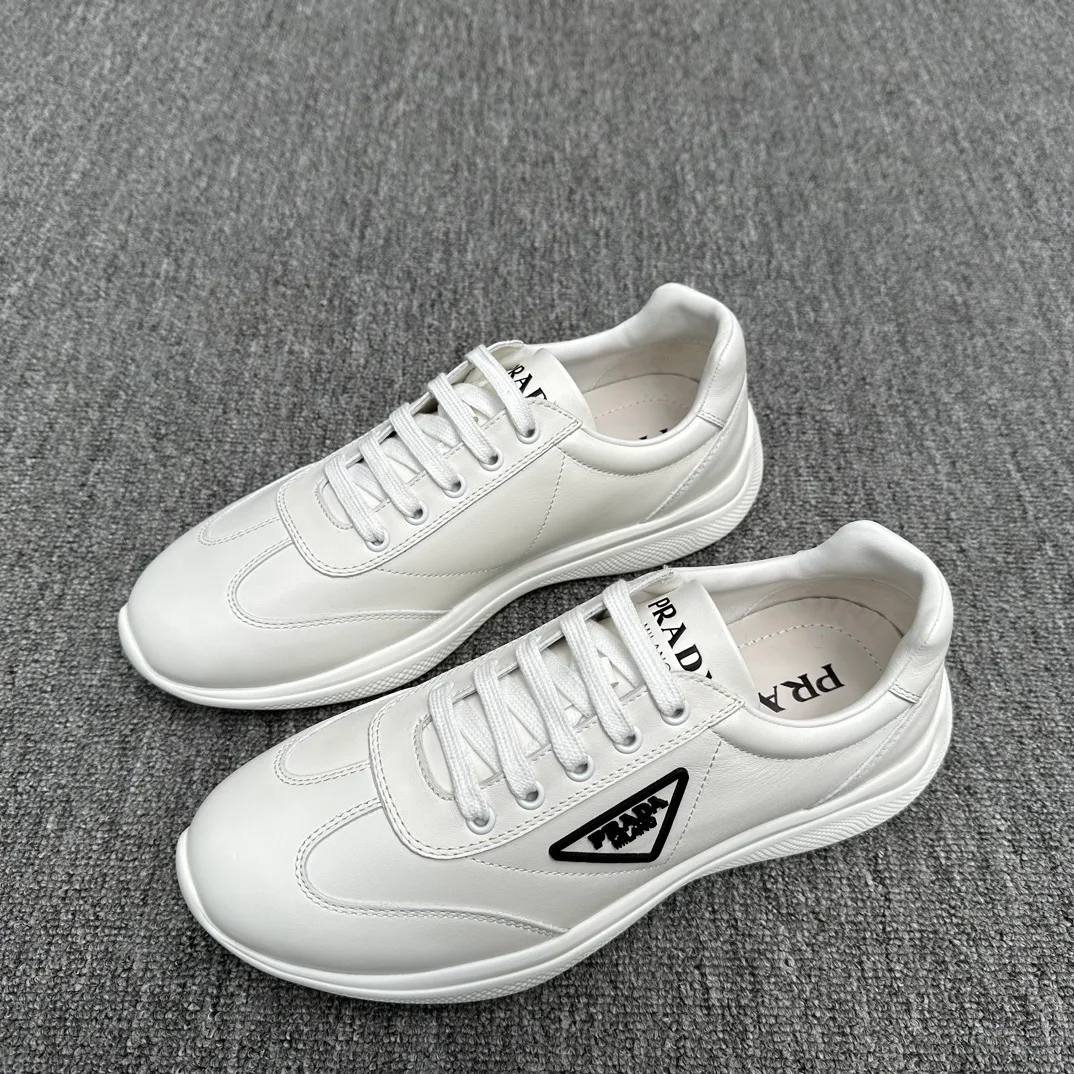 Men's Sneakers PRADA 18076360