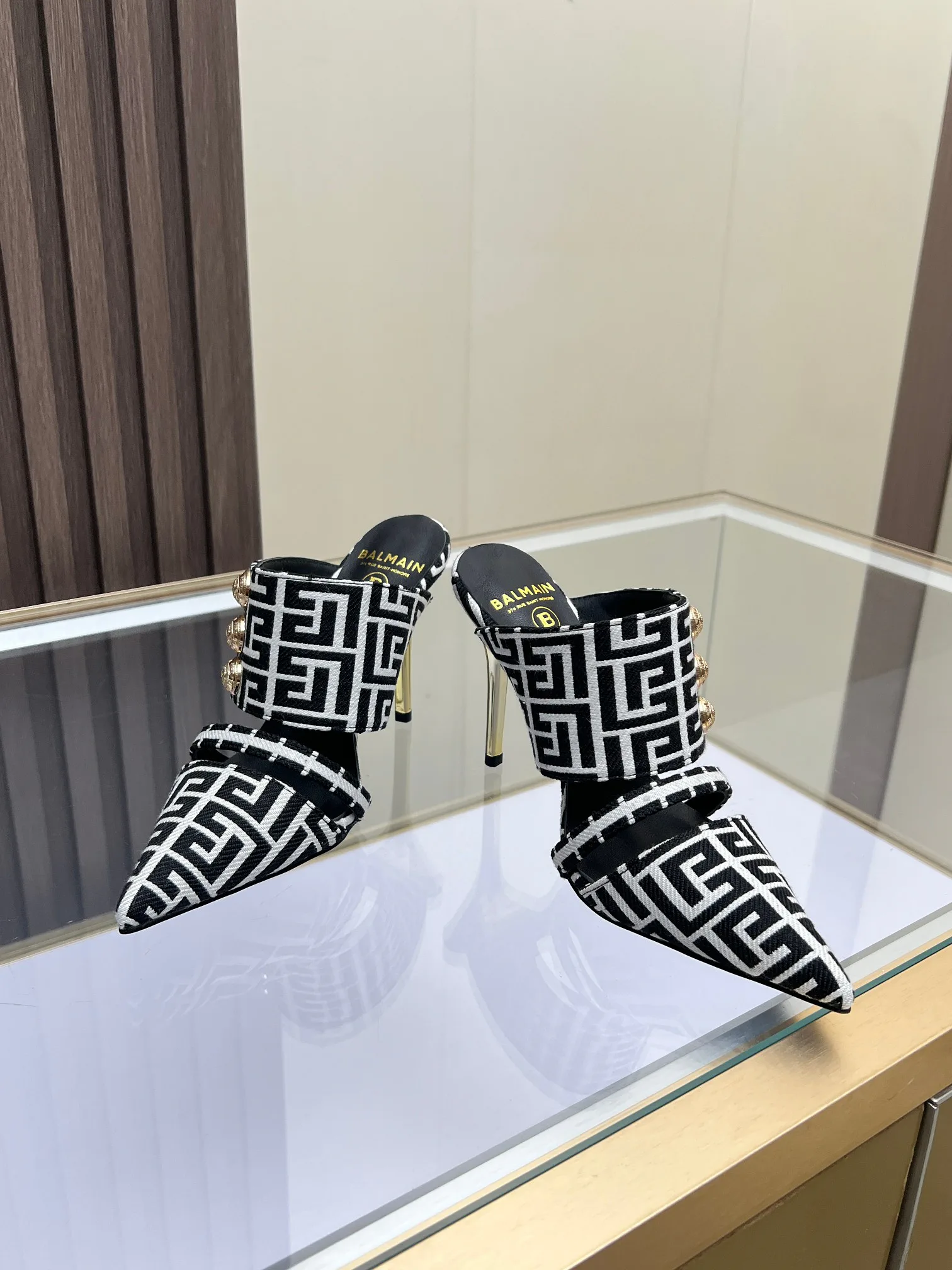 Women's Heels BALMAIN 18104240
