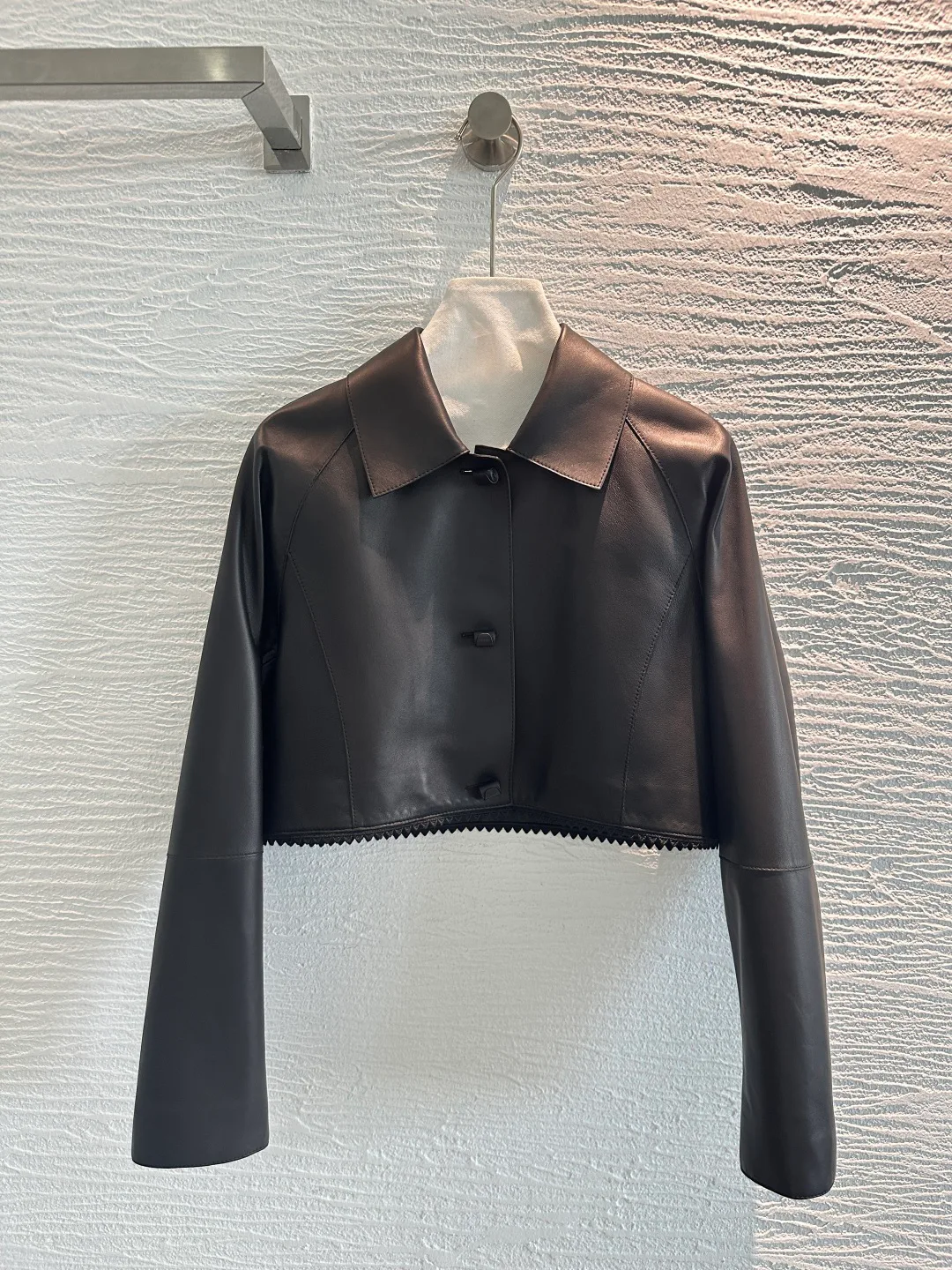 Women's Leather Jackets And Sheepskin Coats HERMES 17302276