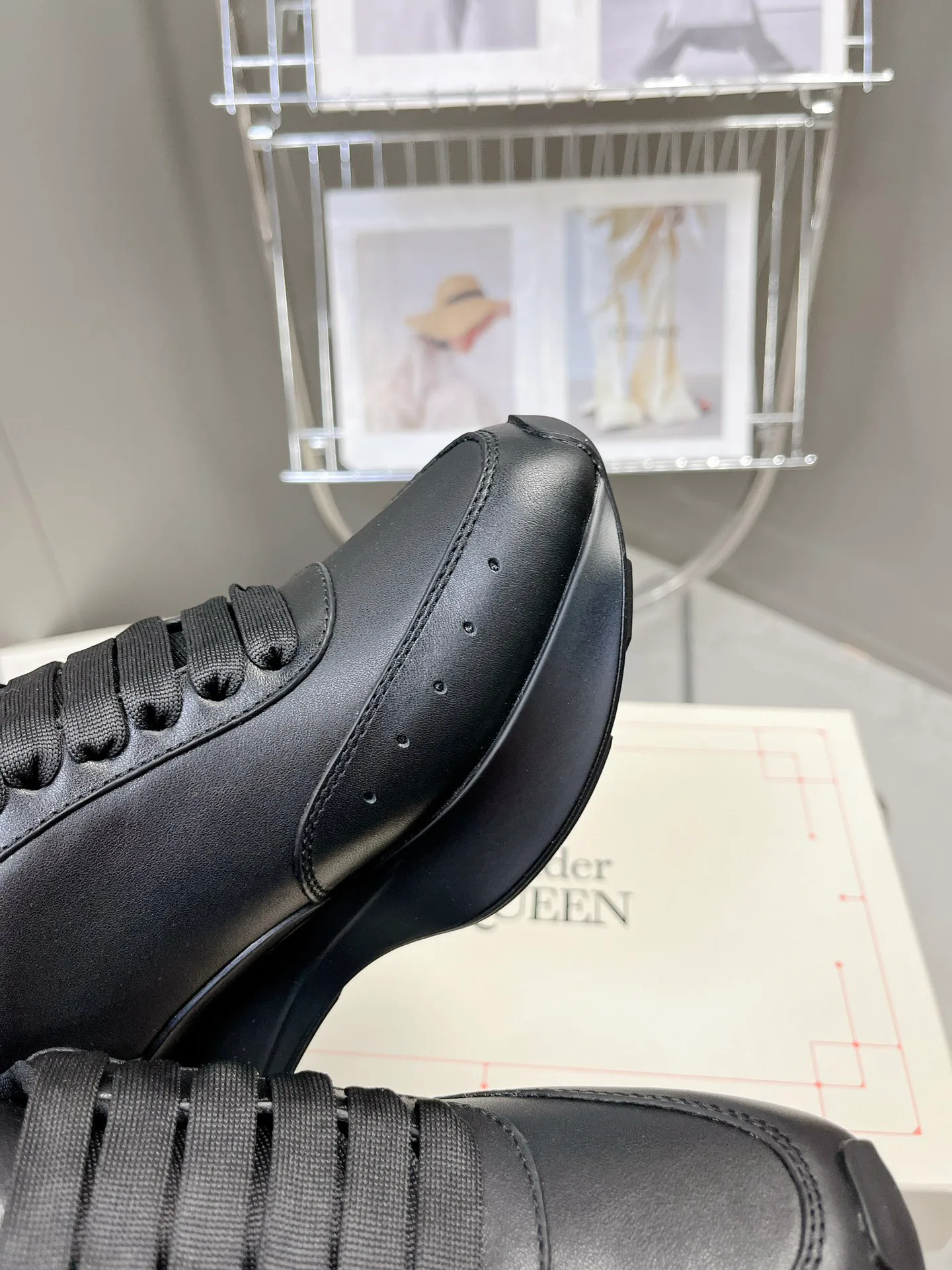 Women's Sneakers ALEXANDER MCQUEEN 18011219