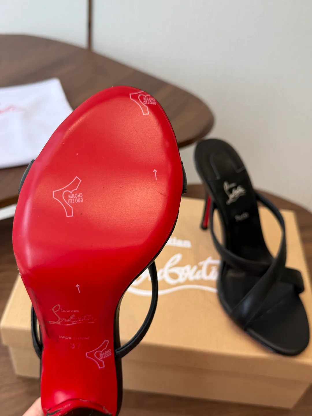 Women's Open-Toe Sandals CHRISTIAN LOUBOUTIN 18183094