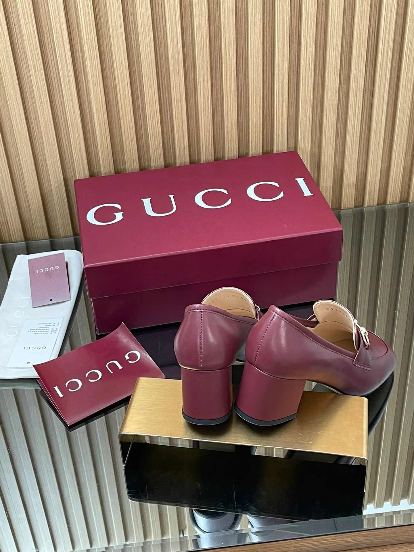 Women's Loafers And Moccasins GUCCI 18152963