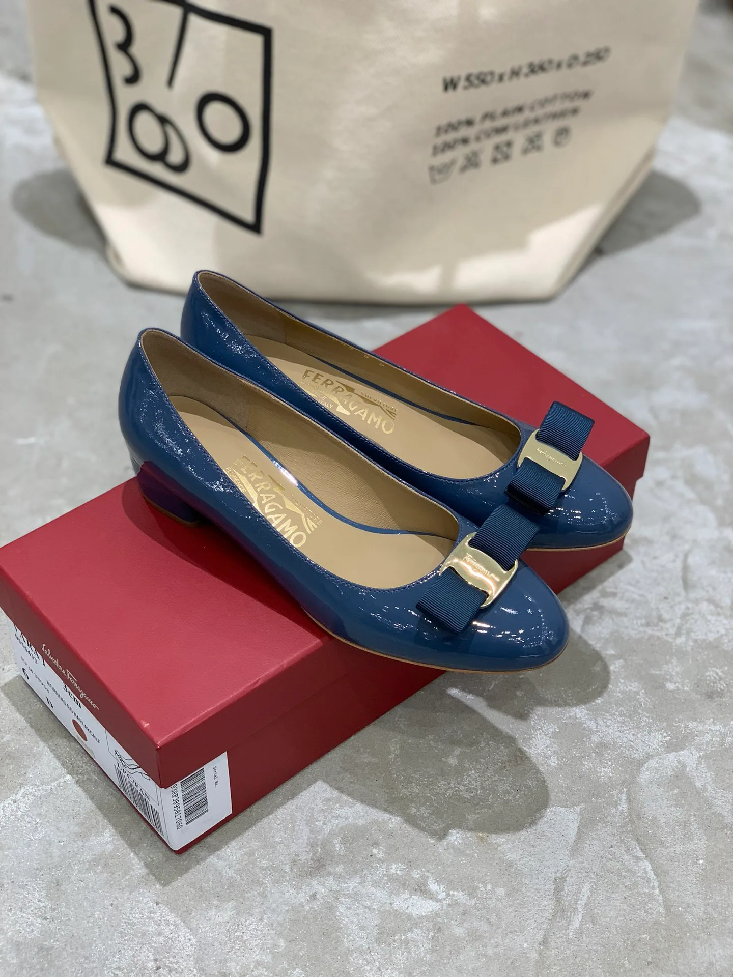Women's Ballet Flats SALVATORE FERRAGAMO 18340662