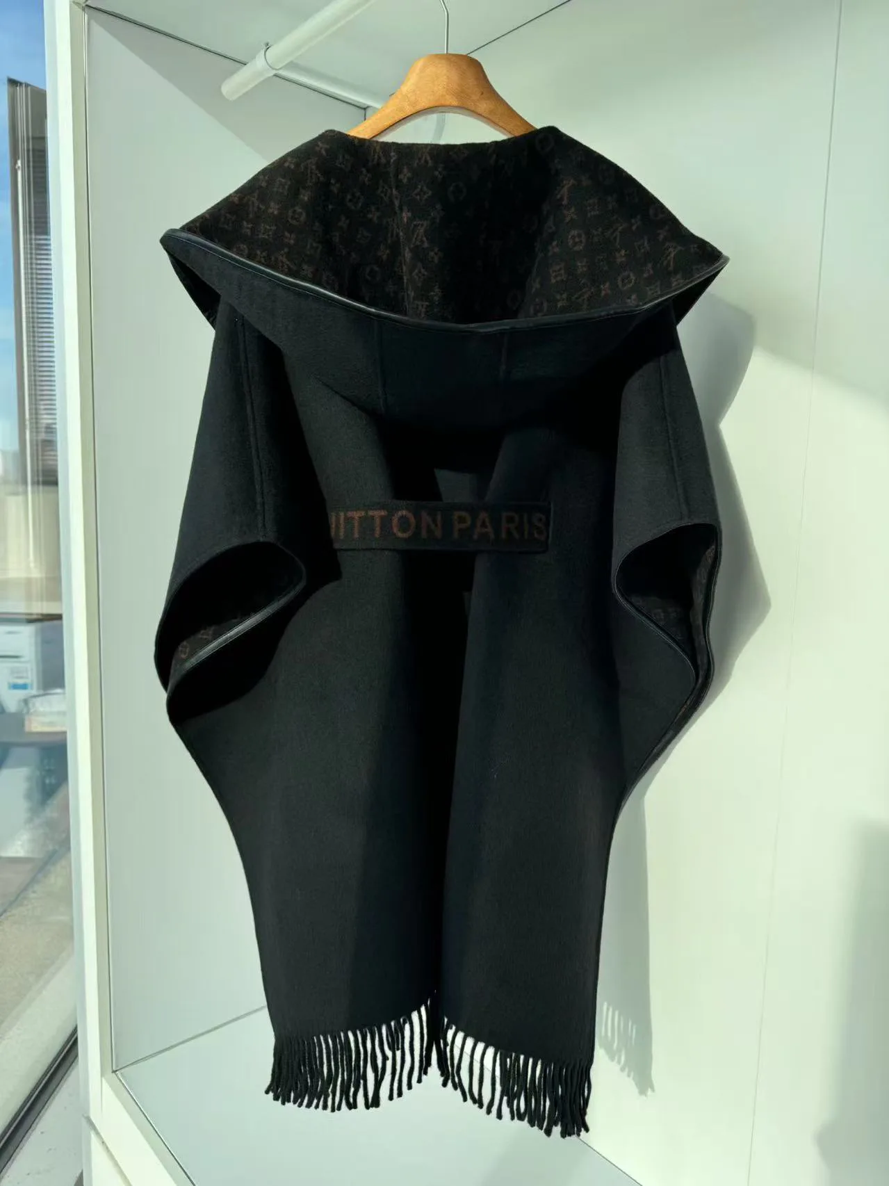 Women's Coats LOUIS VUITTON 18527296