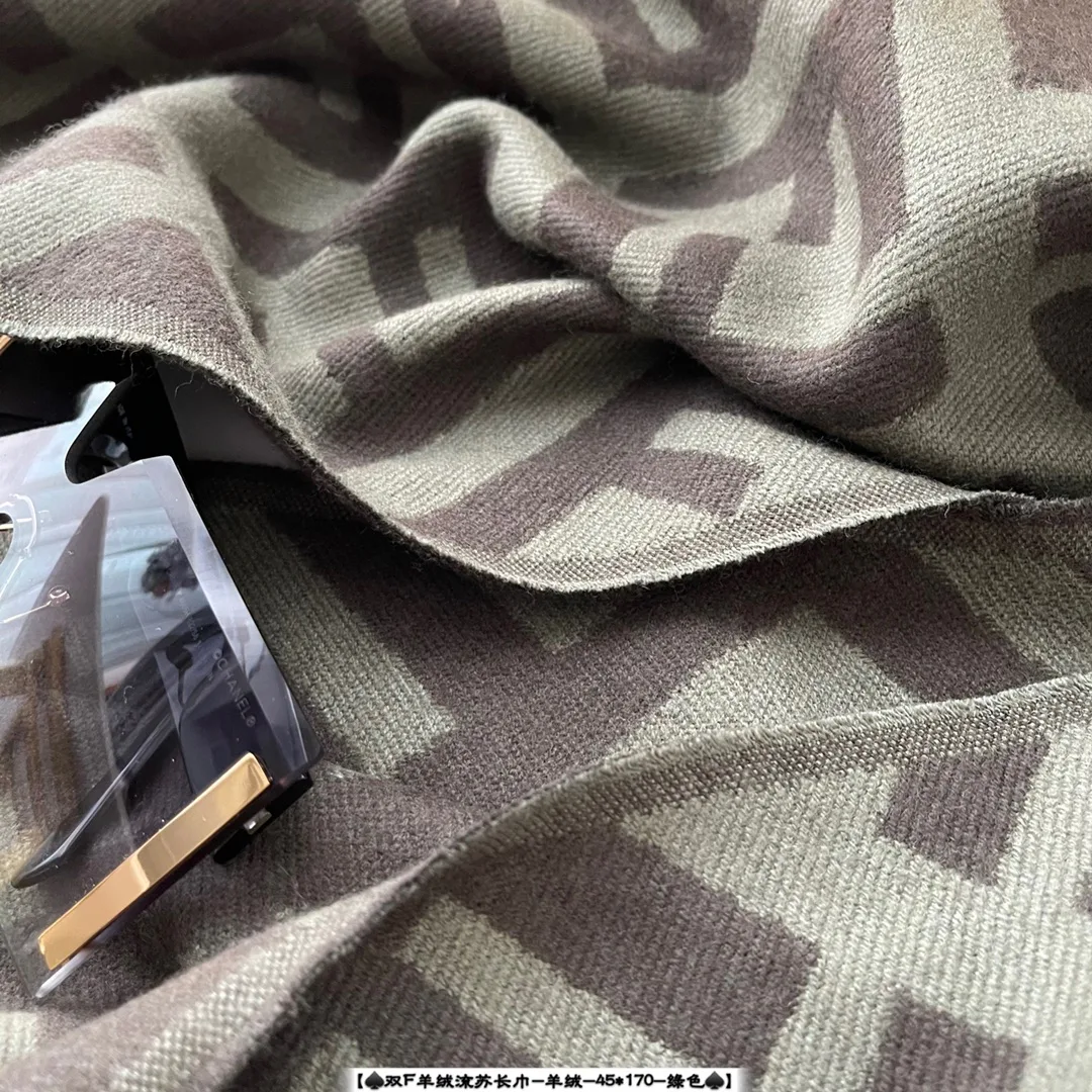 Scarves FENDI 18287229