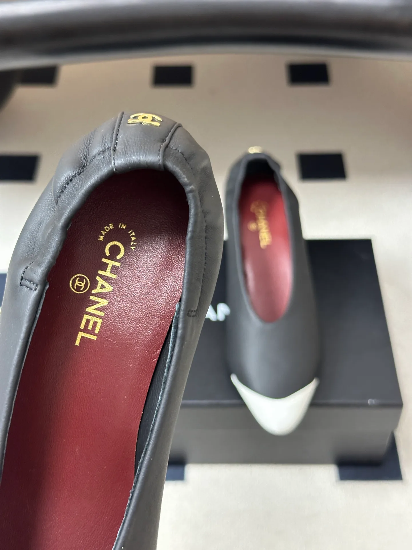 Women's Heels CHANEL 18049187
