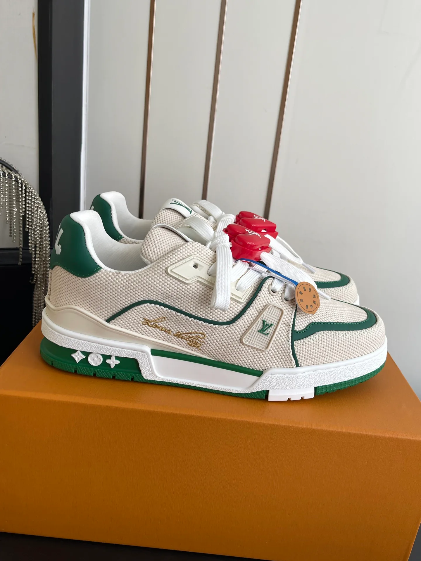 Women's Sneakers LOUIS VUITTON 17673236