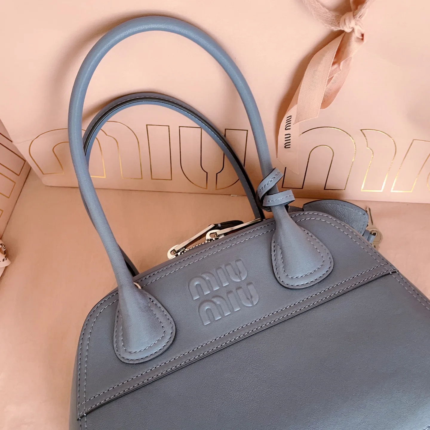 Классические Сумки Женские Miu Miu 18602457