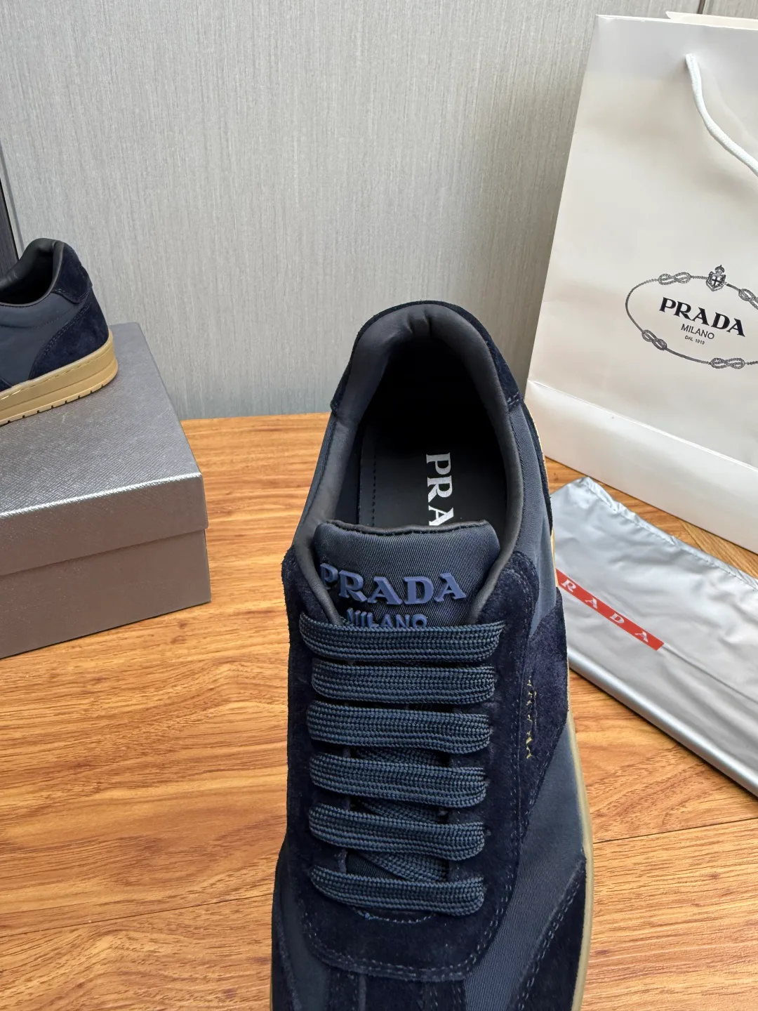 Men's Sneakers PRADA 18418634