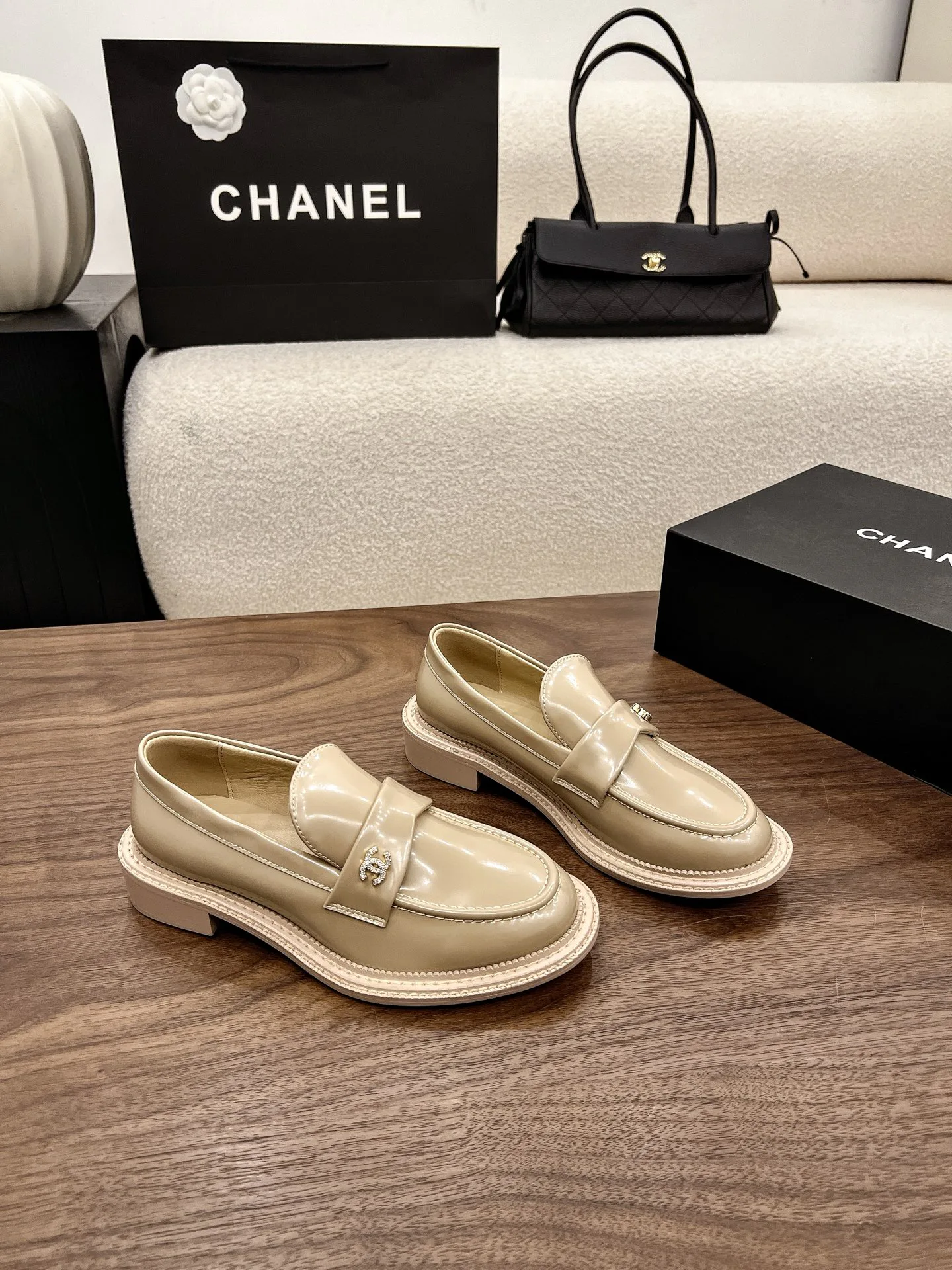 Women's Loafers And Moccasins CHANEL 17582598