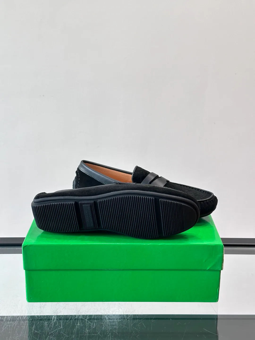 Men's Loafers And Dress Shoes BOTTEGA VENETA 18102730
