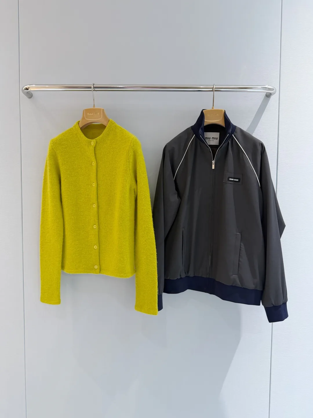 Women's Jackets And Down Jackets MIU MIU 18050310
