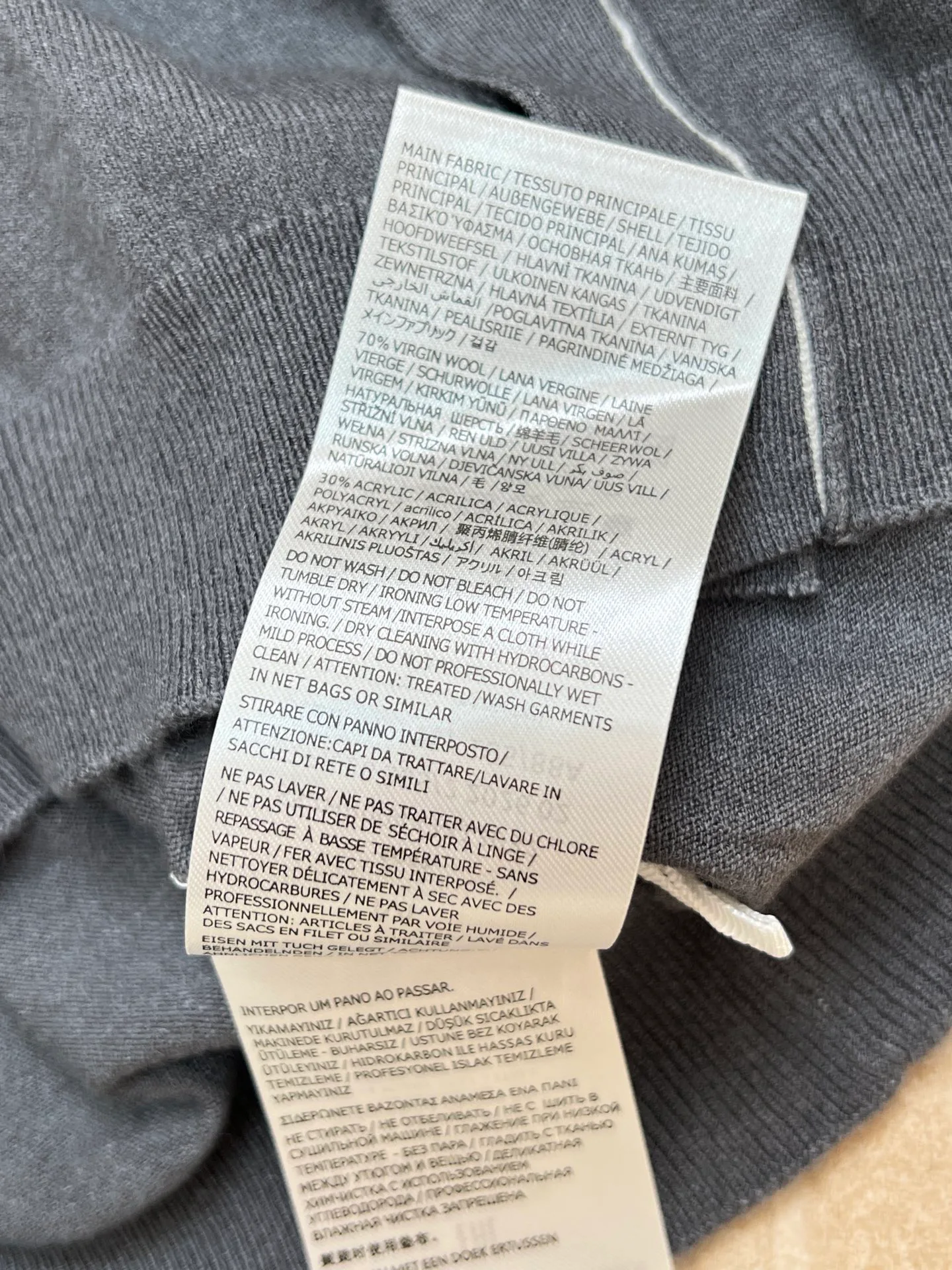 Women's Jumpers And Sweaters MAISON MARGIELA 17923095