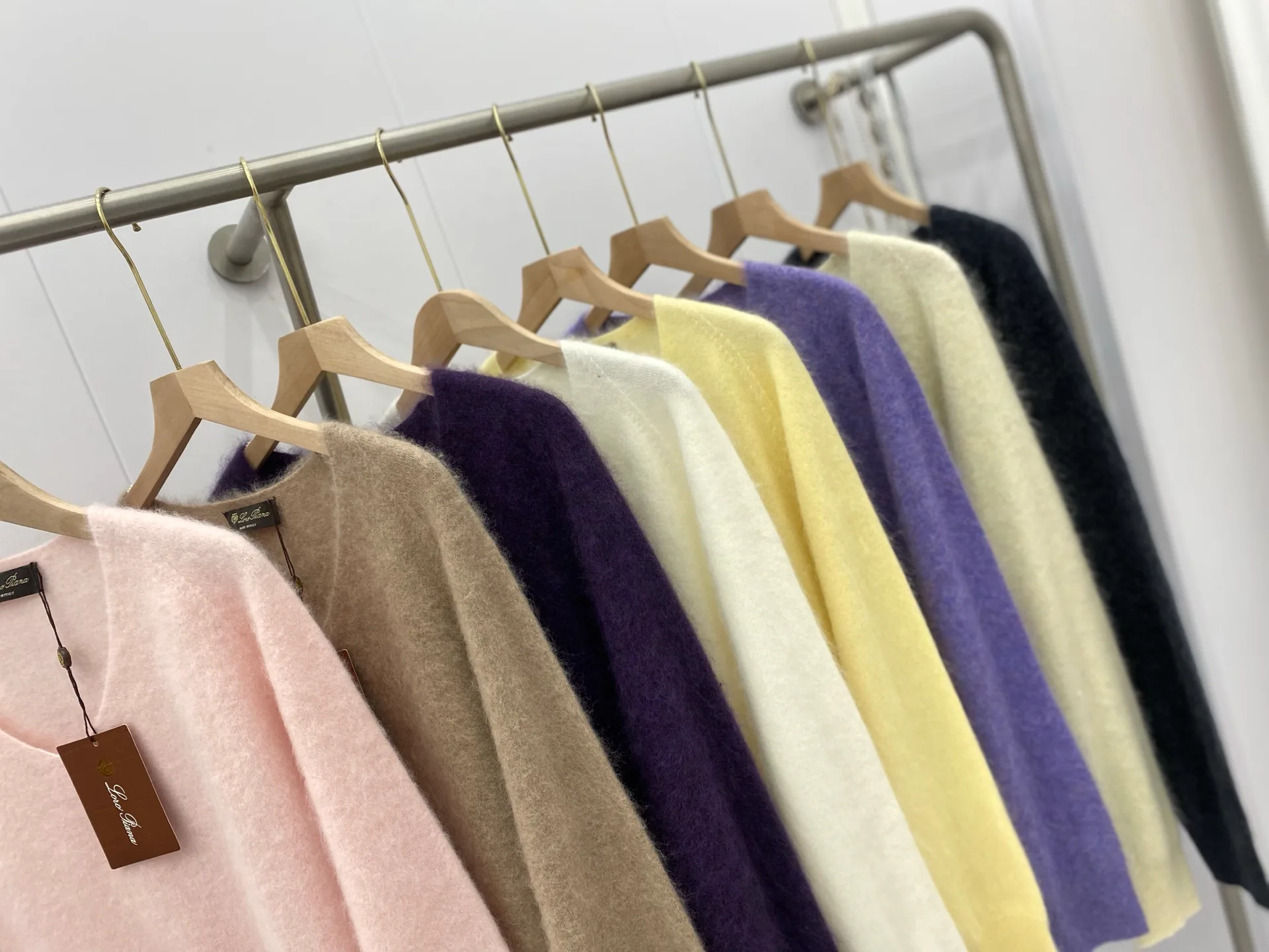 Women's Jumpers And Sweaters LORO PIANA 17434946