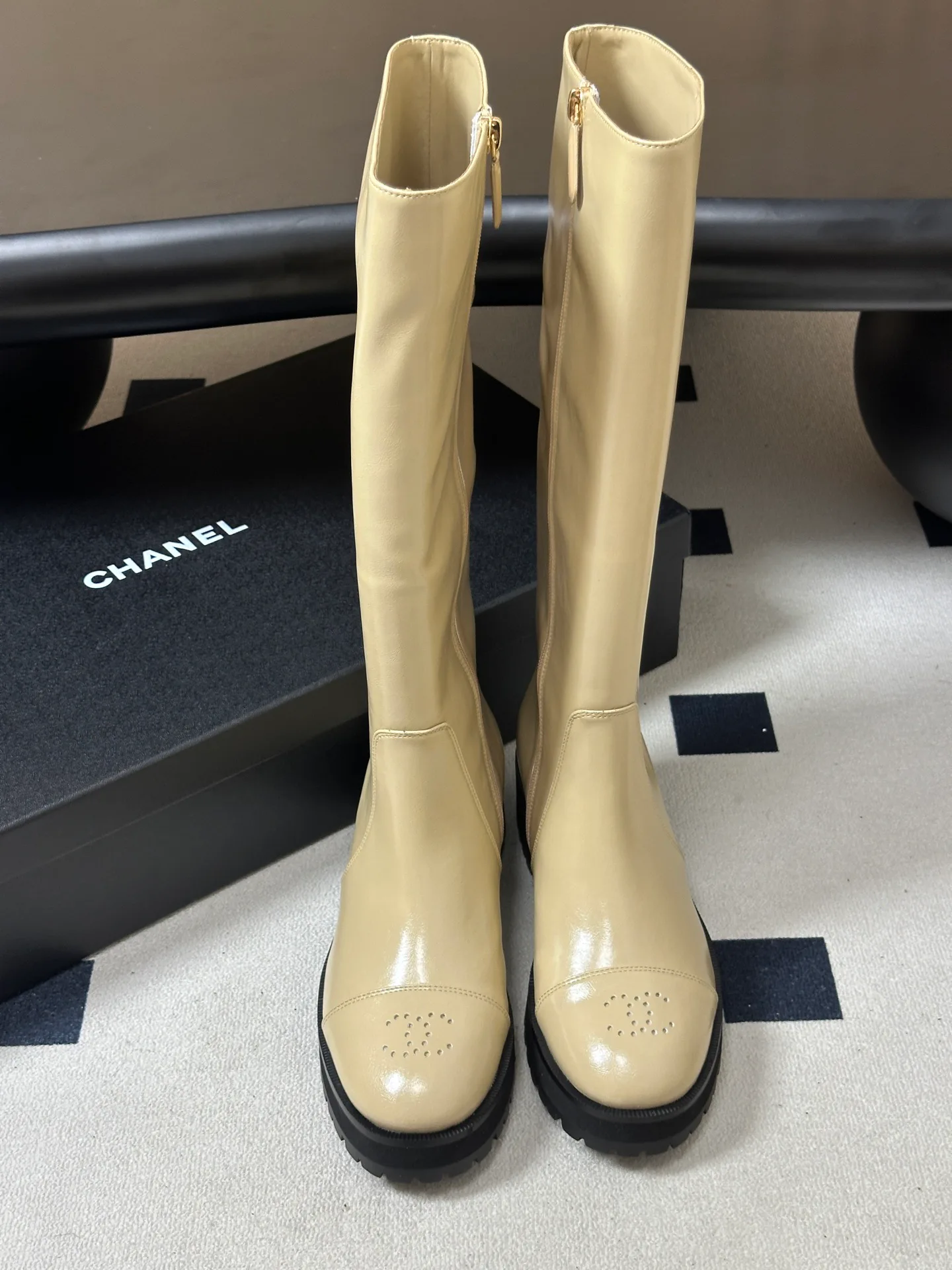 Women's Boots CHANEL 18048836
