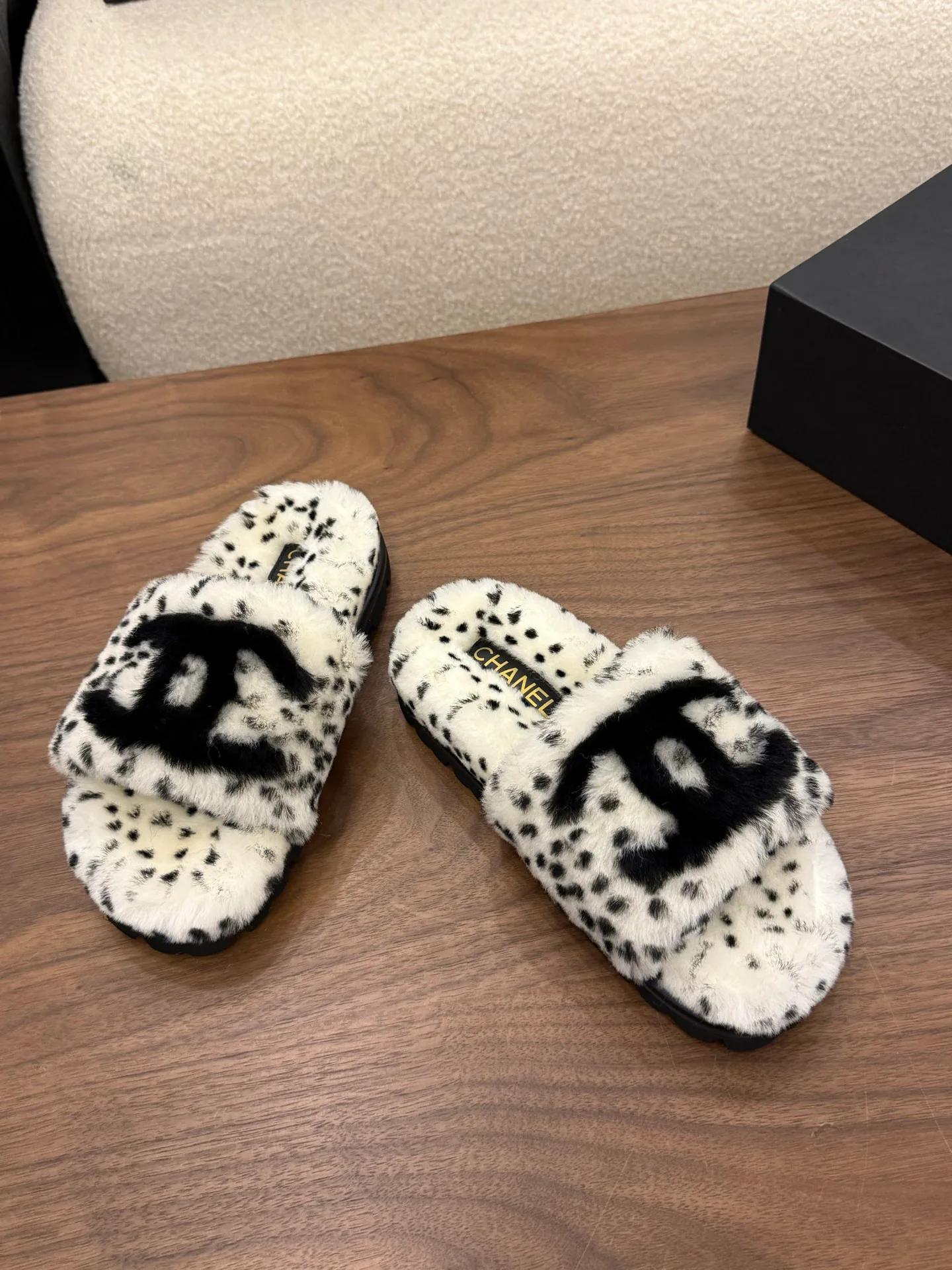 Women's Slippers CHANEL 18223642