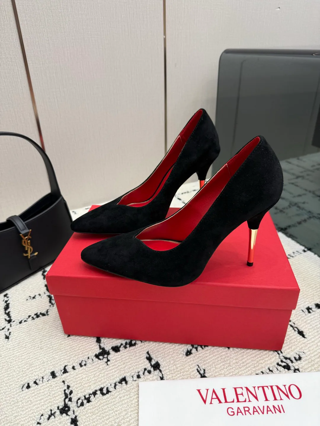 Women's Heels VALENTINO 18049016