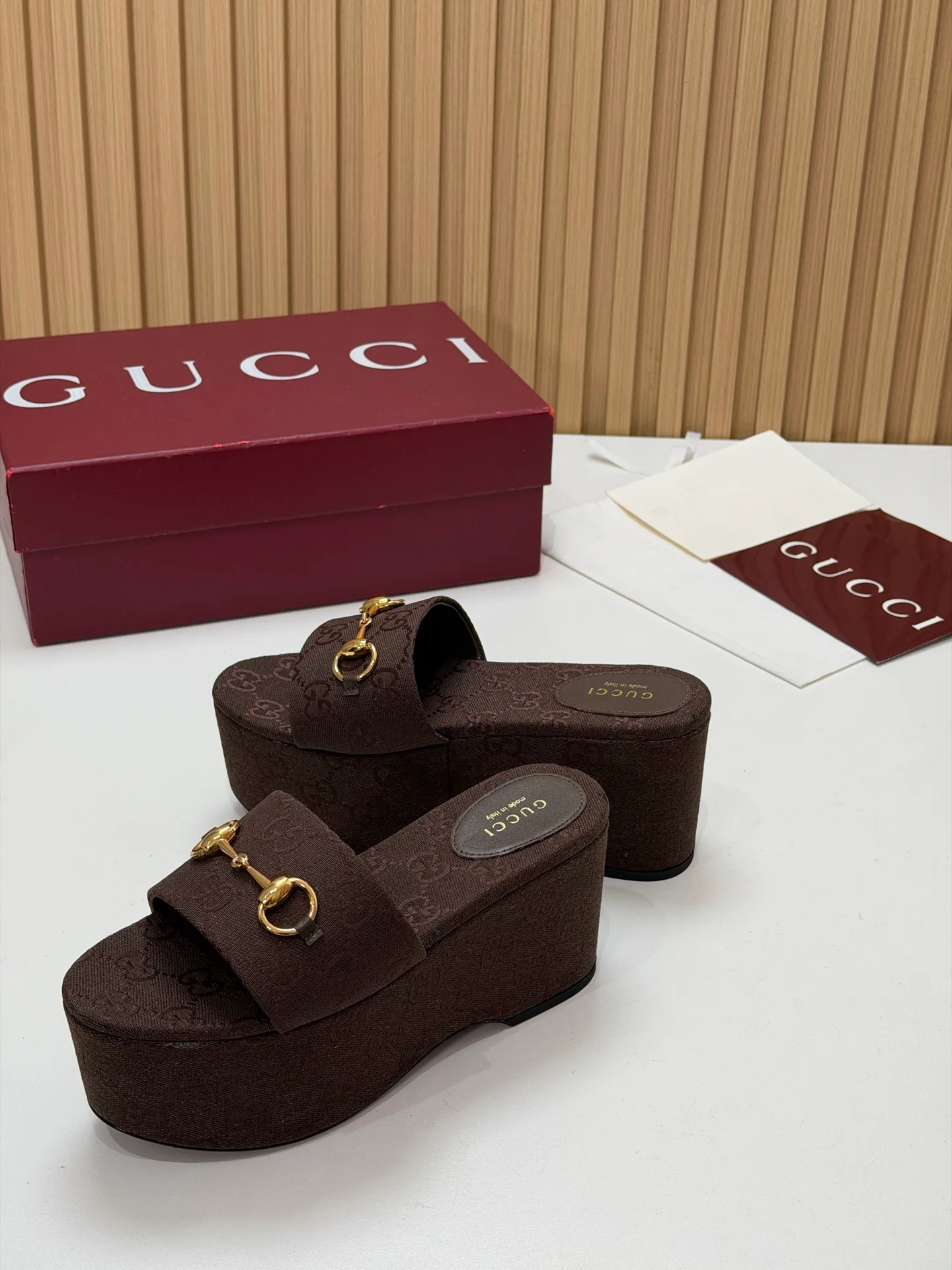 Women's Open-Toe Sandals GUCCI 17631674