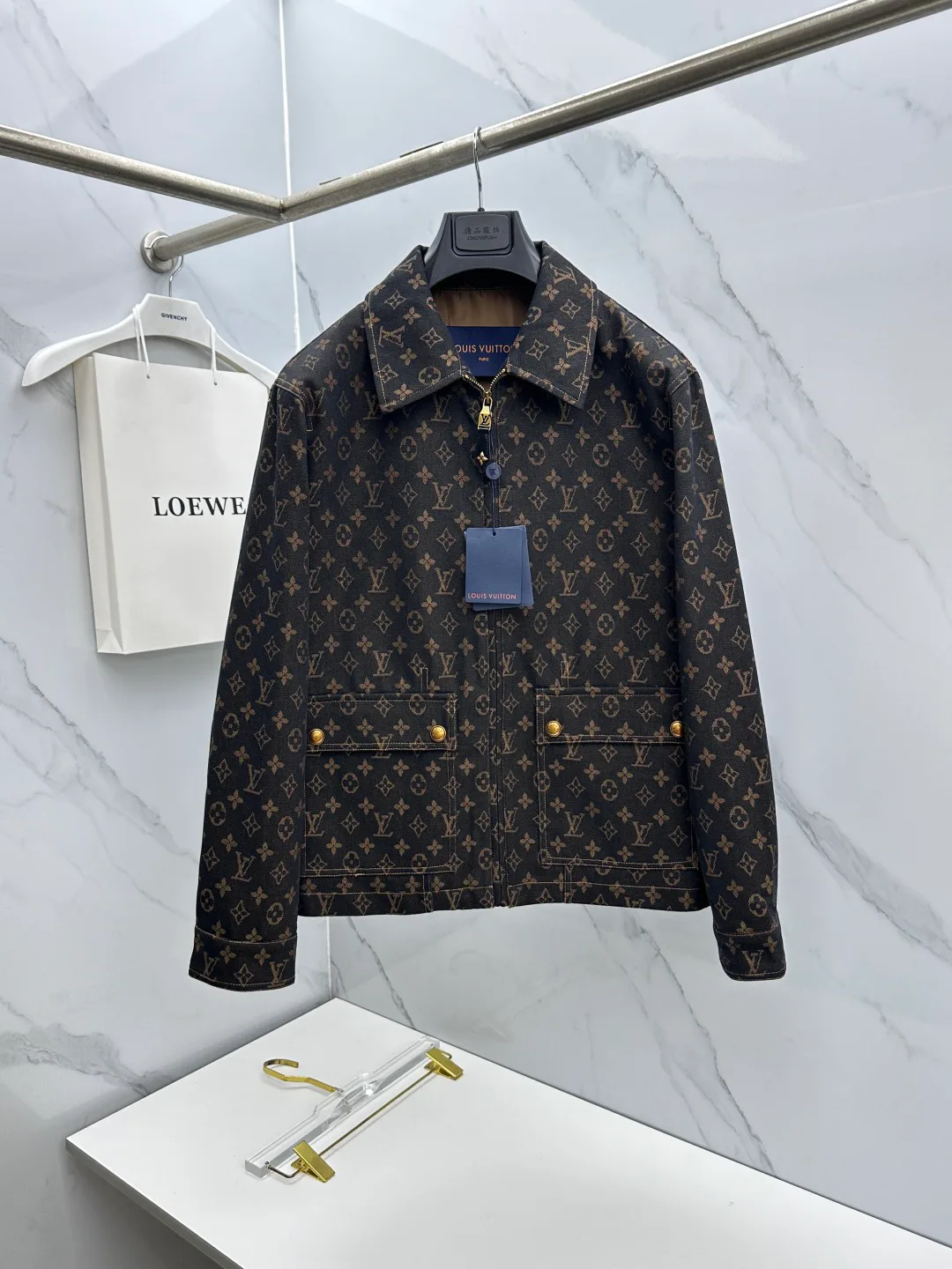 Men's Jackets And Down Jackets LOUIS VUITTON 18246796