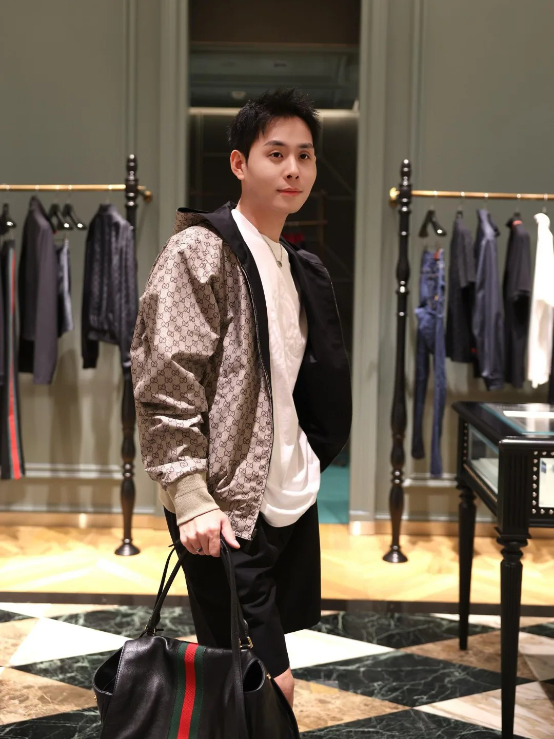 Men's Jackets And Down Jackets GUCCI 17852632