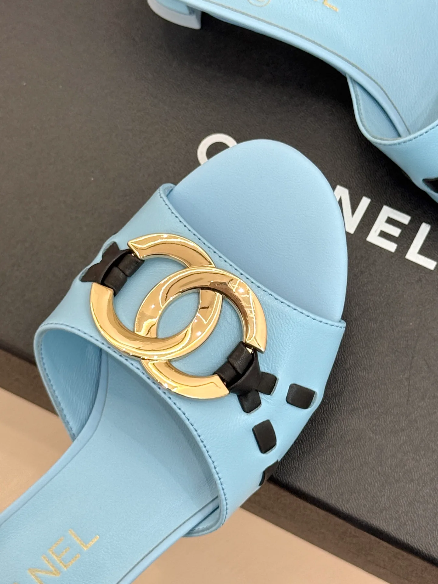 Women's Open-Toe Sandals CHANEL 17025706