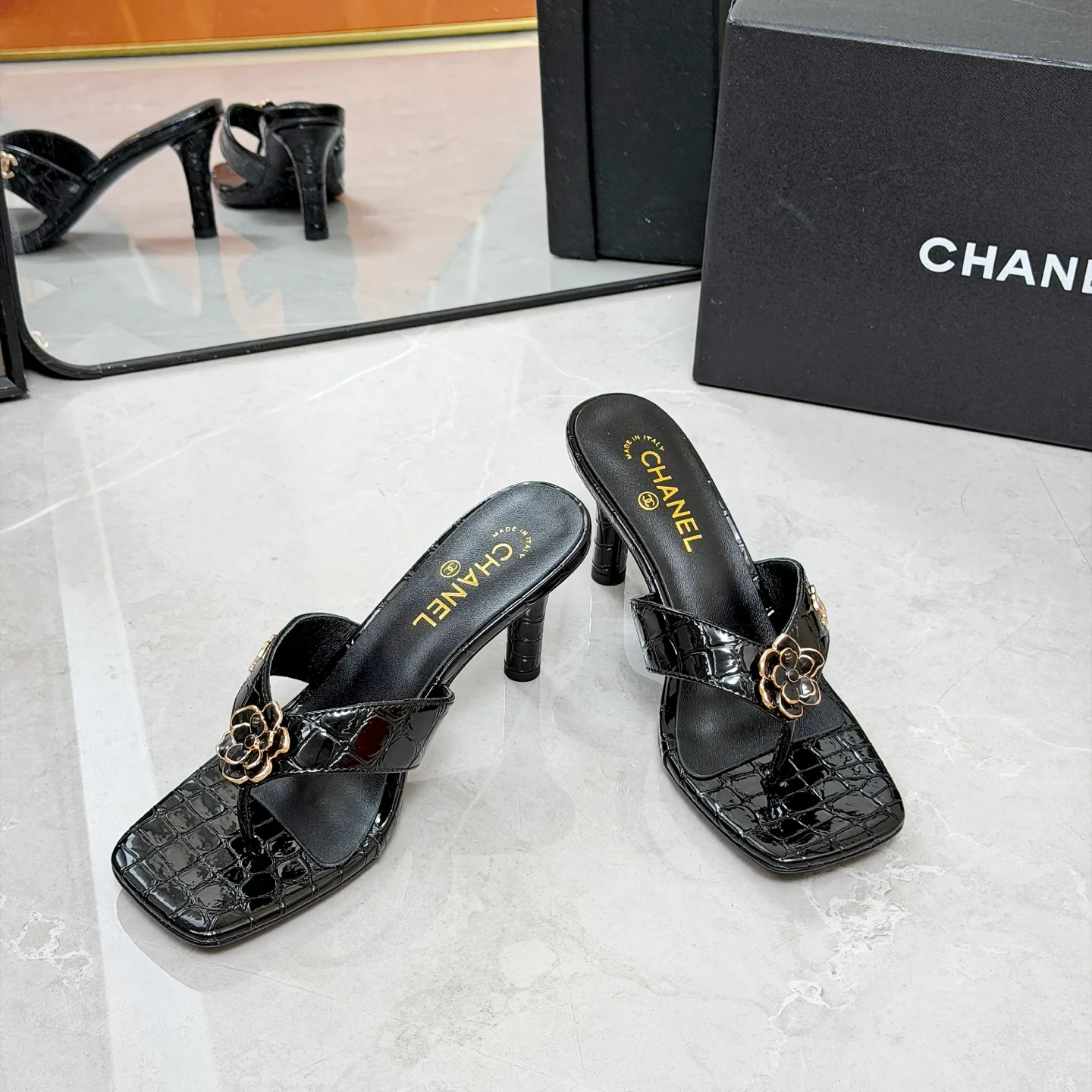 Women's Open-Toe Sandals CHANEL 17335026
