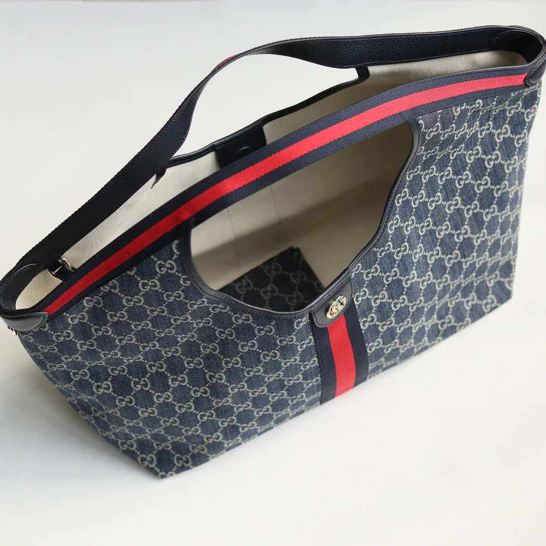 Women's Classic Handbags GUCCI 18262394