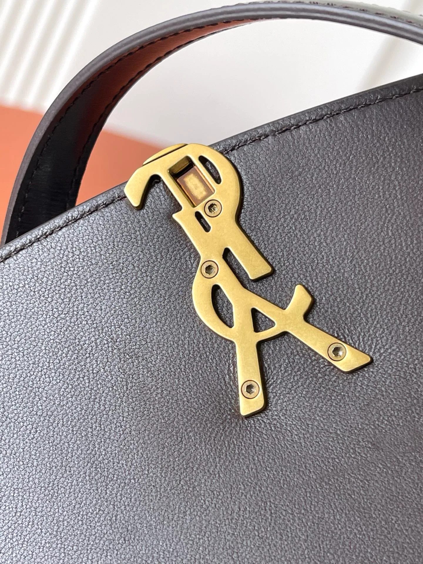Классические Сумки Женские Saint Laurent 18610988