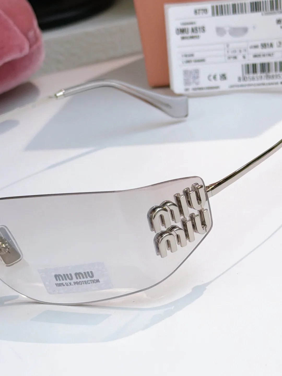 Glasses MIU MIU 17190325