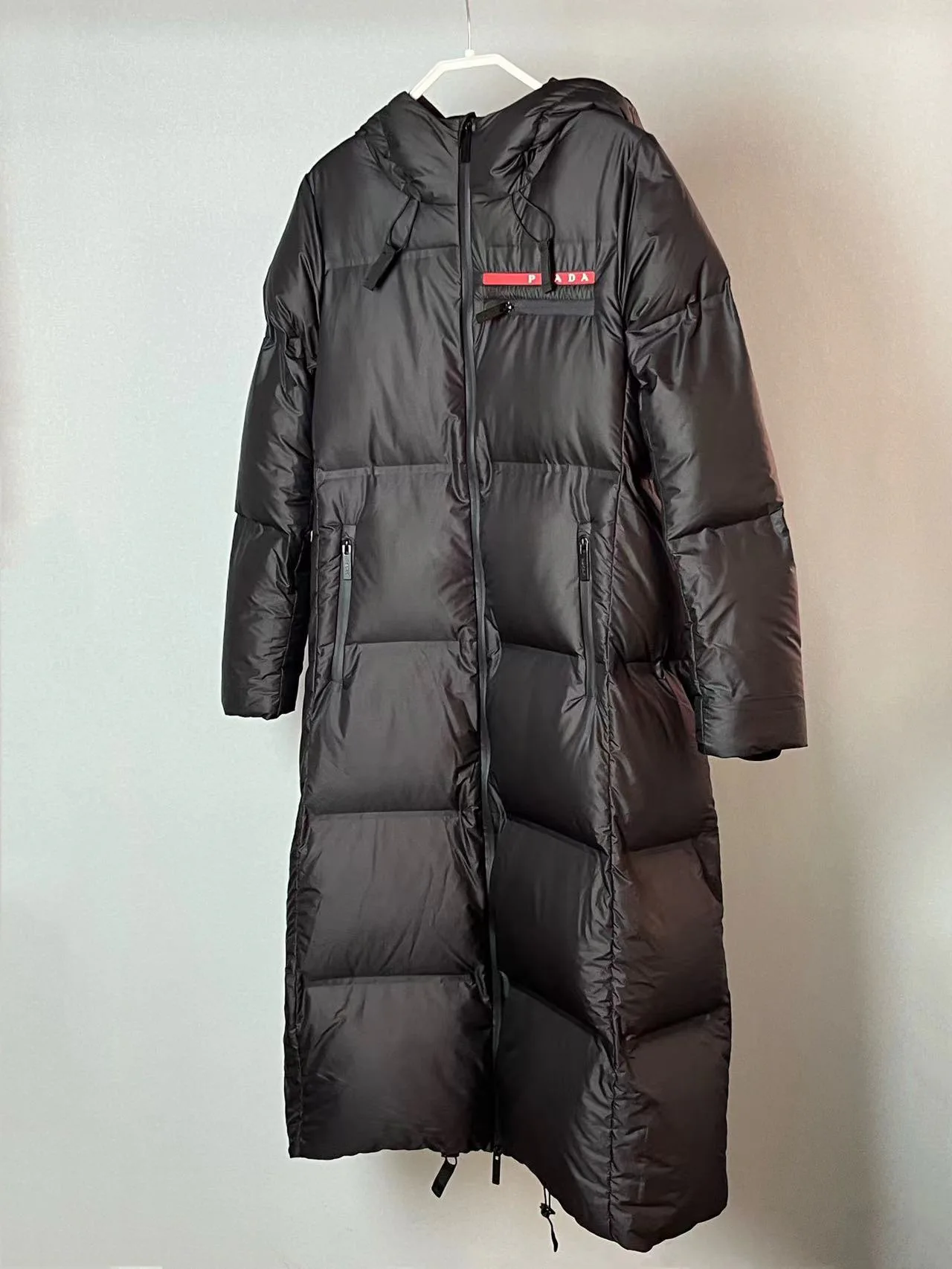 Куртки И Пуховики Женские Prada 18597077