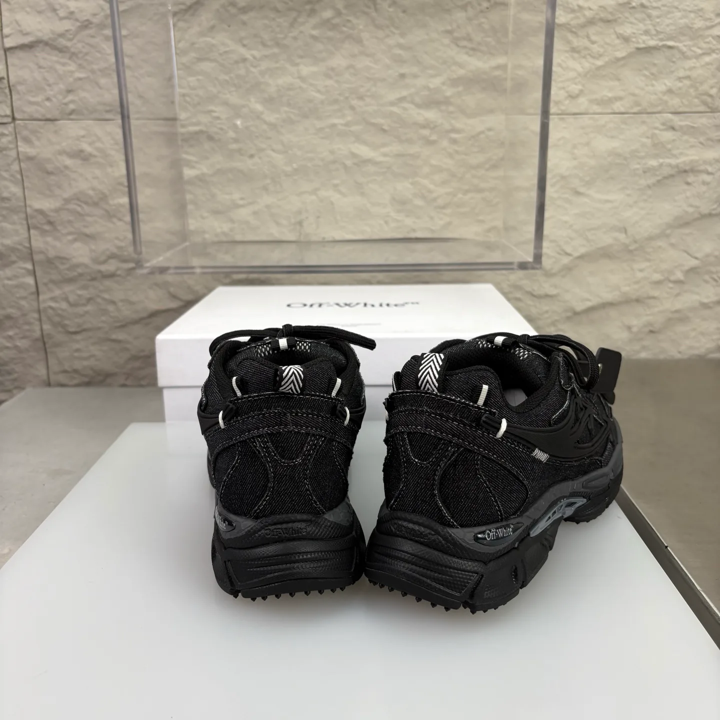 Women's Sneakers OFF-WHITE 18351520