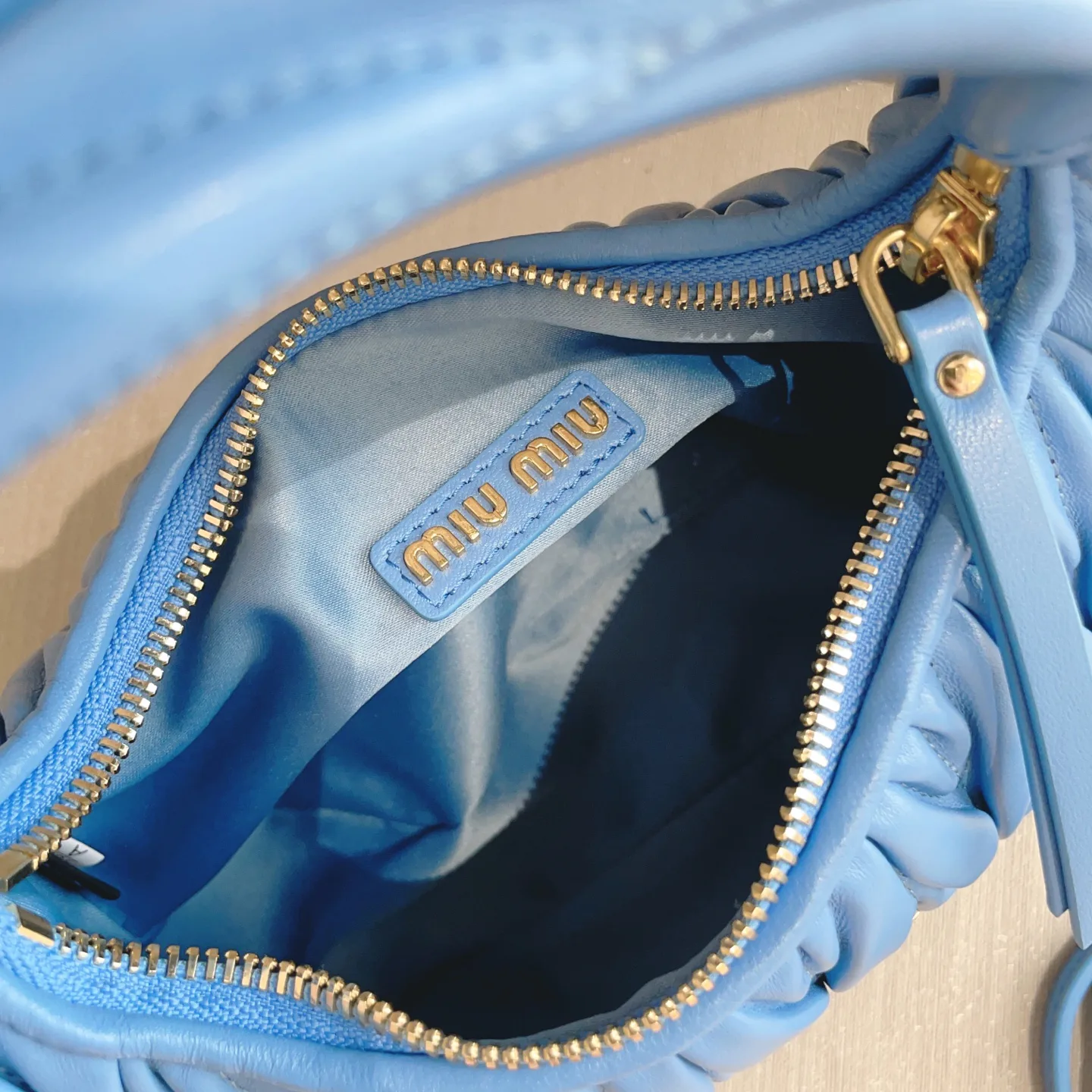 Women's Classic Handbags MIU MIU 17483309