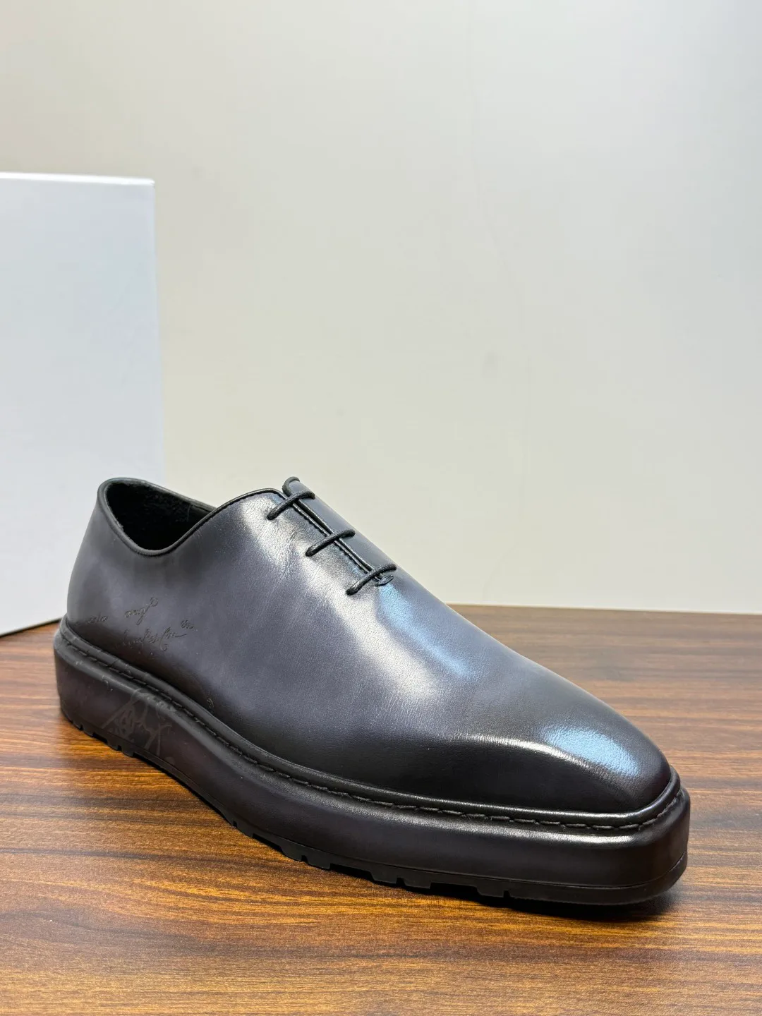 Men's Loafers And Dress Shoes BERLUTI 19549185