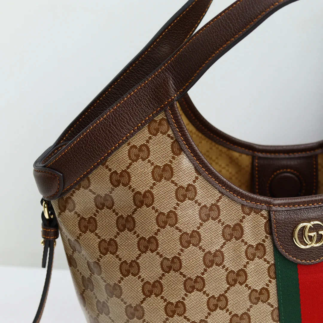 Women's Classic Handbags GUCCI 18262387