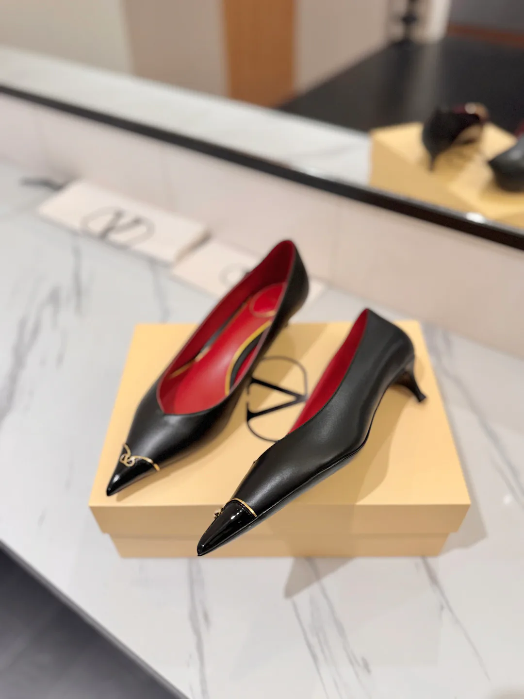 Women's Heels VALENTINO 18134917