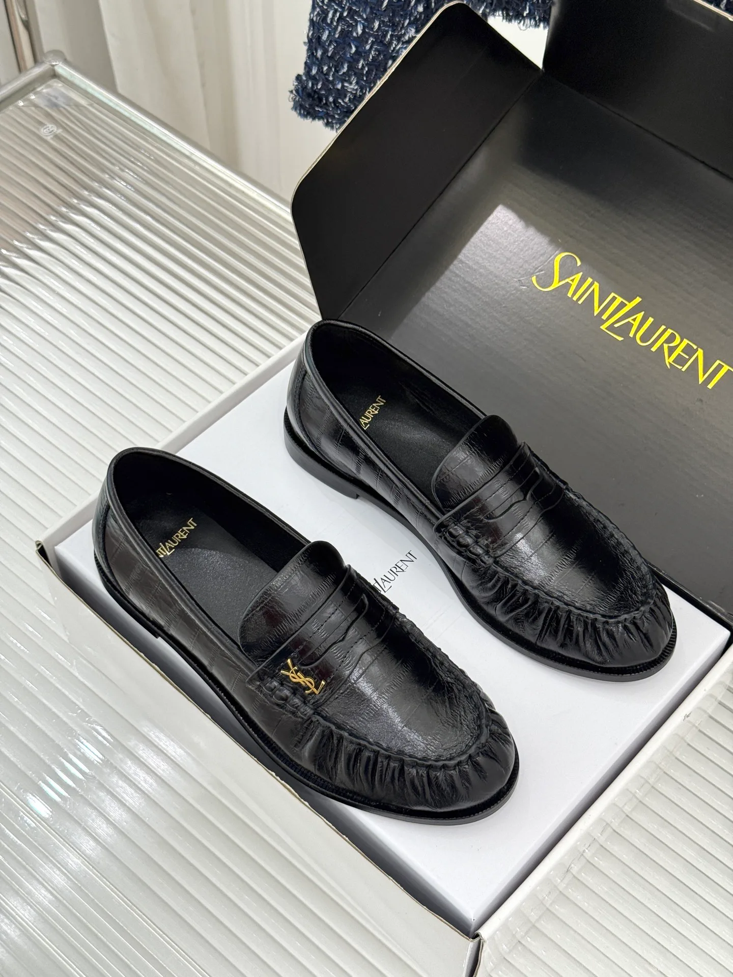 Women's Loafers And Moccasins SAINT LAURENT 17514978