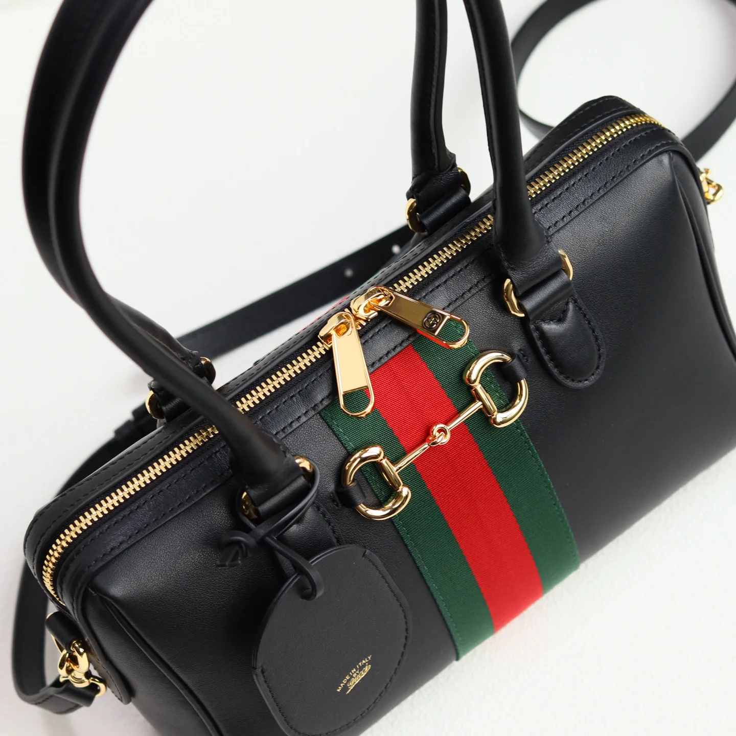 Классические Сумки Женские Gucci 18614484