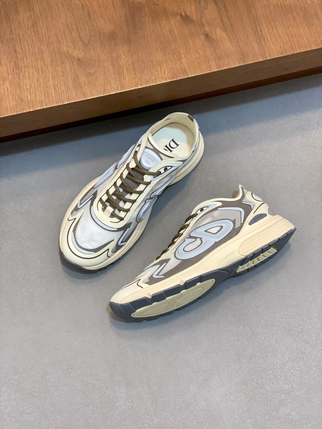 Women's Sneakers CHRISTIAN DIOR 17342975
