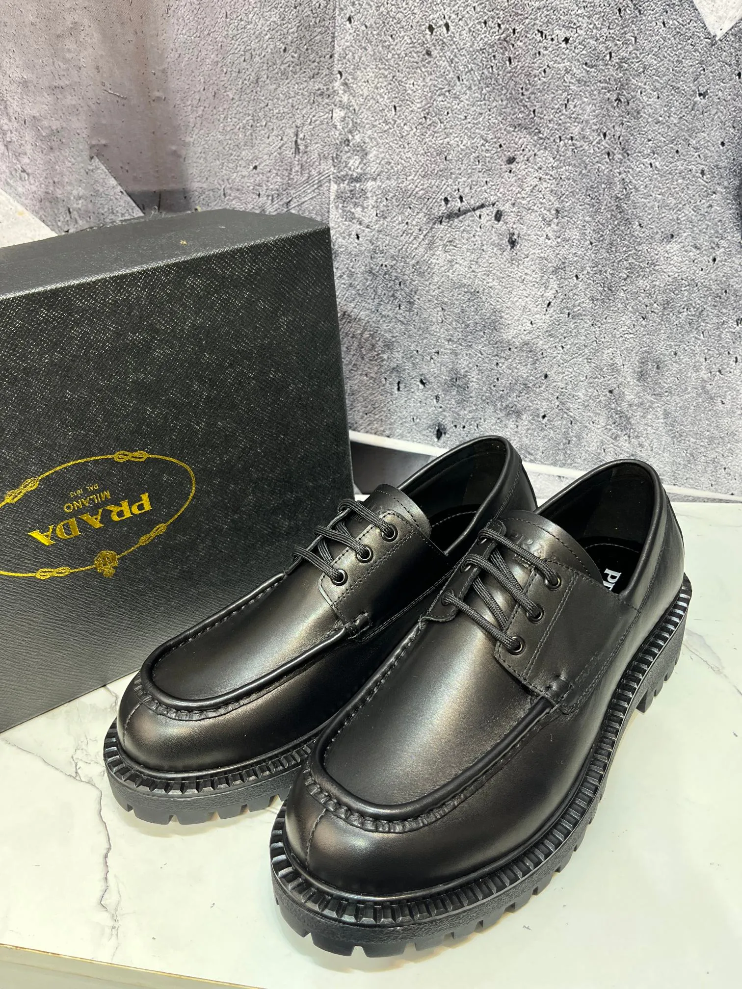 Men's Loafers And Dress Shoes PRADA 19570771