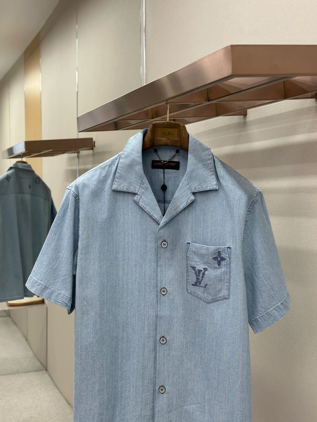 Men's Shirts LOUIS VUITTON 17288520