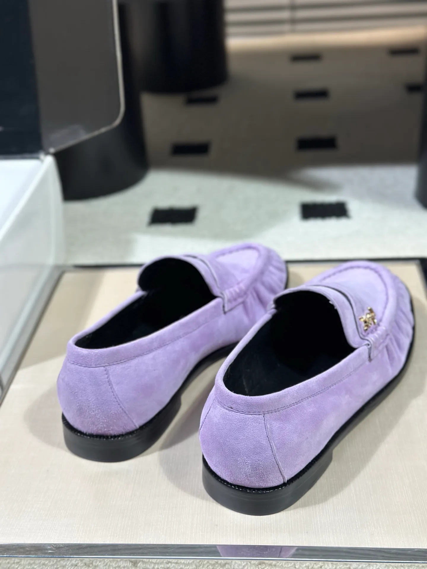 Women's Loafers And Moccasins SAINT LAURENT 18041796