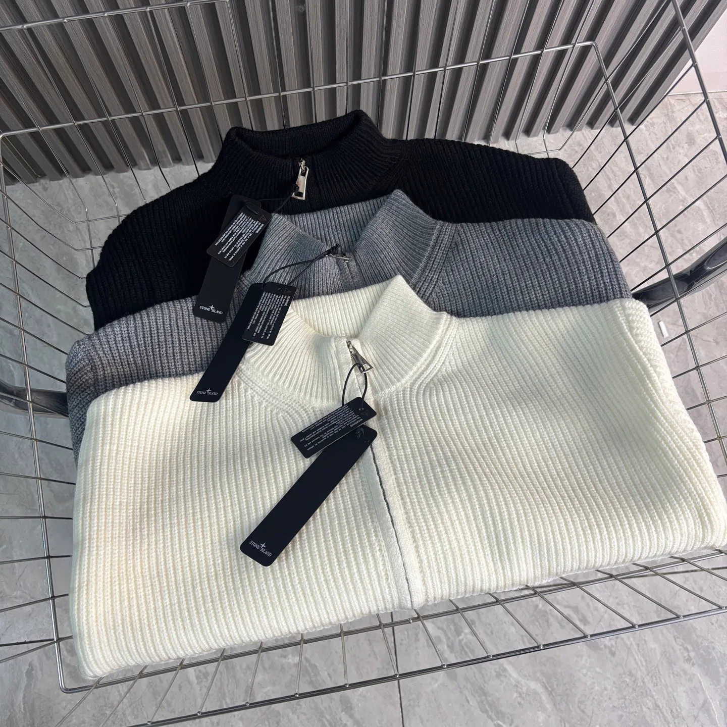 Men's Jumpers And Sweaters STONE ISLAND 18033033