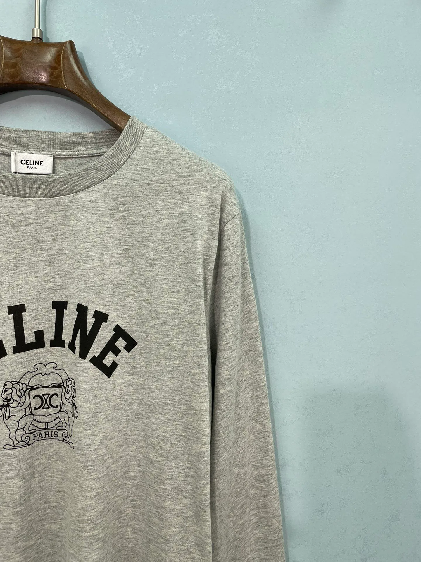 Women's T-Shirts CELINE 17302547